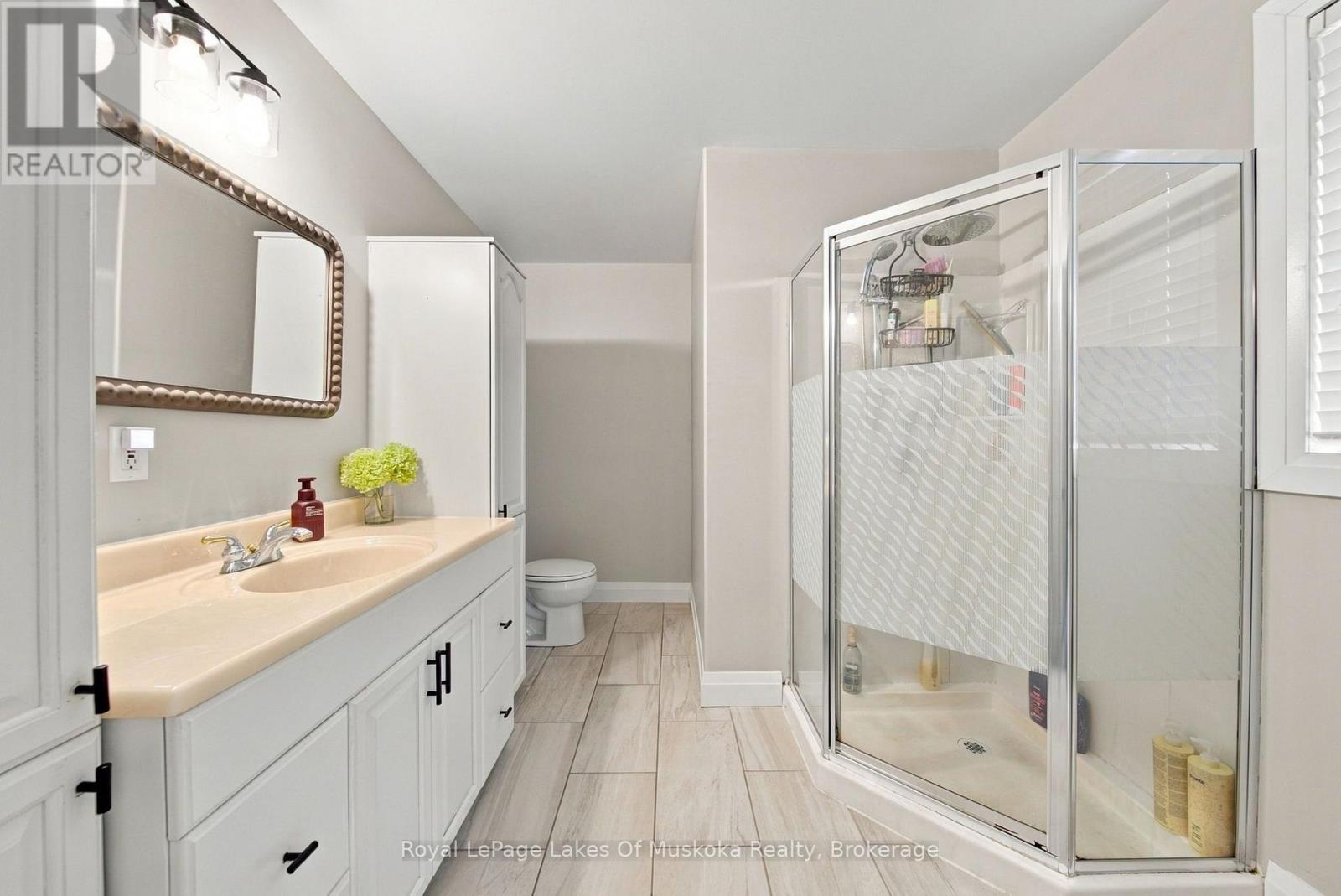 1002 Joseph Place Property Photo 13