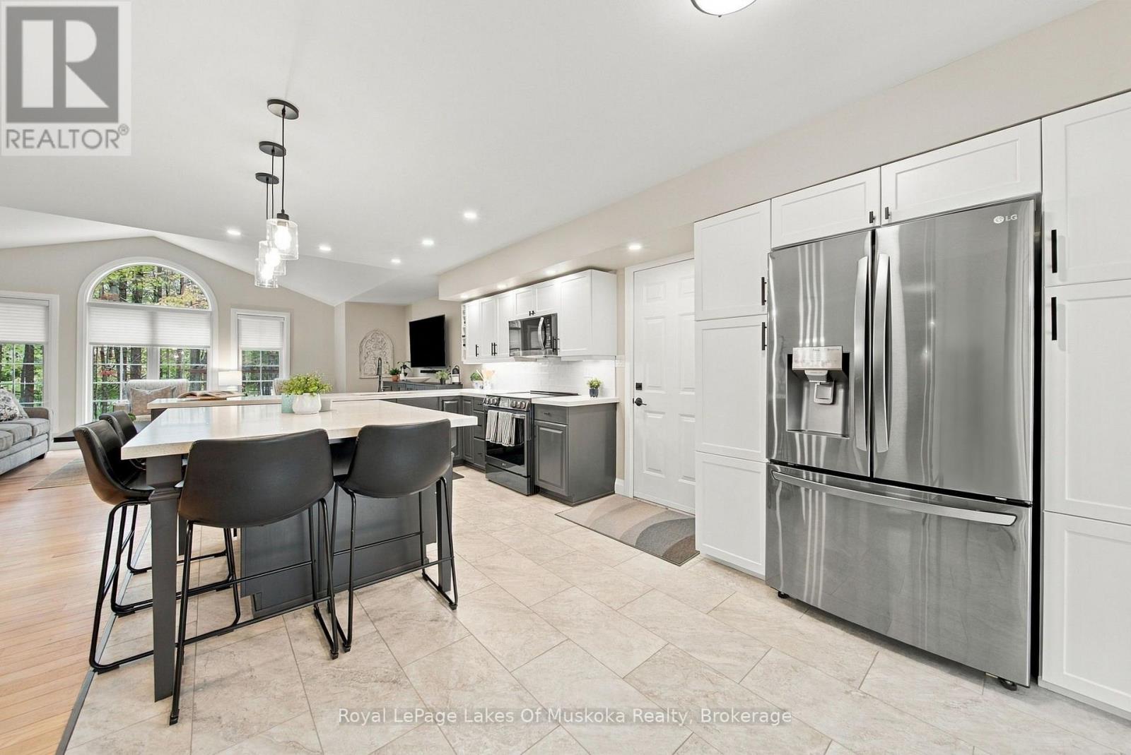1002 Joseph Place Property Photo 23