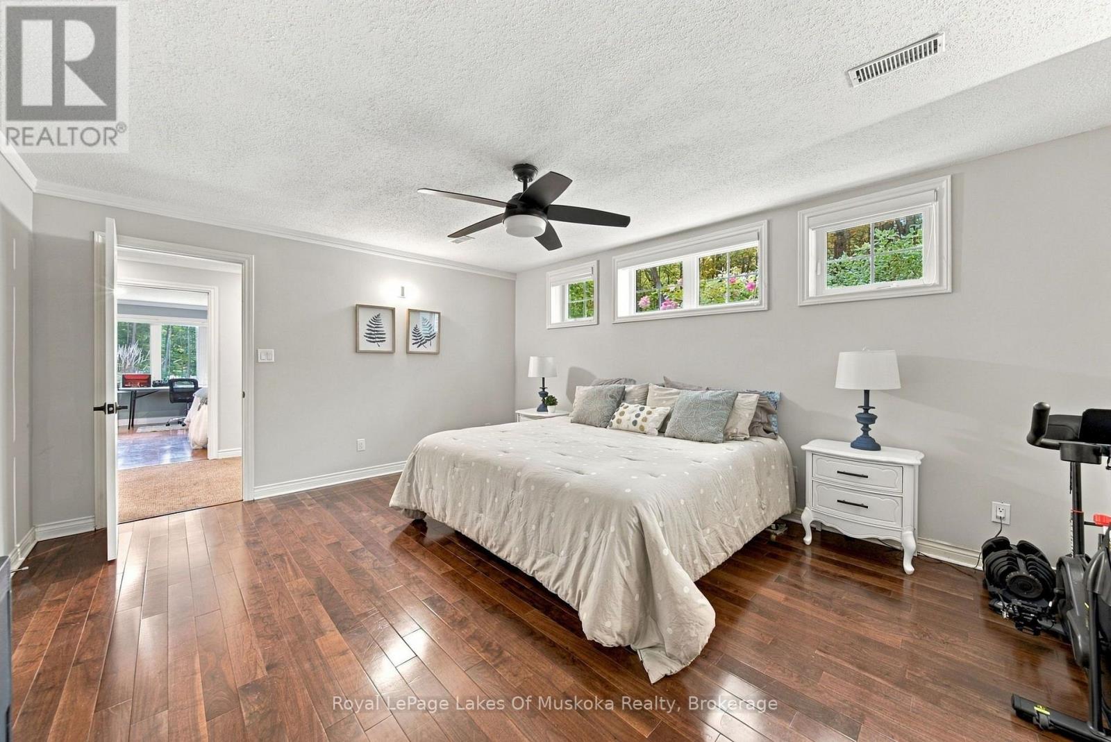 1002 Joseph Place Property Photo 31