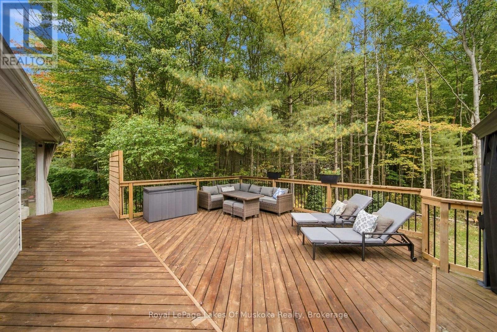 1002 Joseph Place Property Photo 39