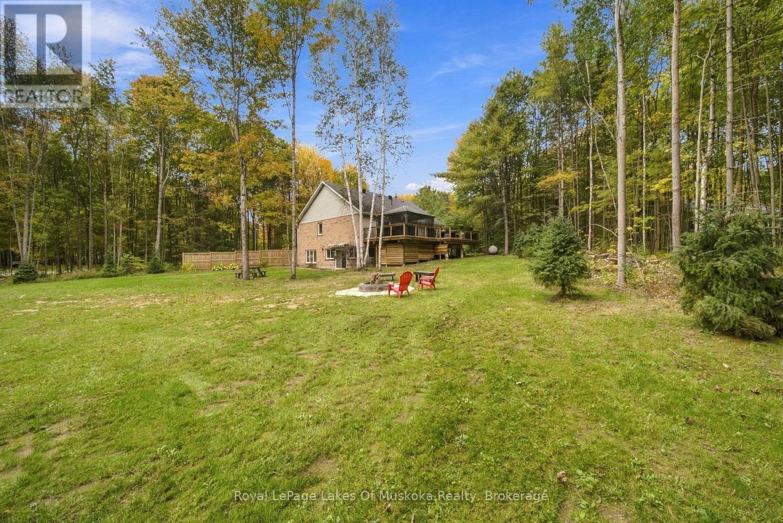 1002 Joseph Place Property Photo 42