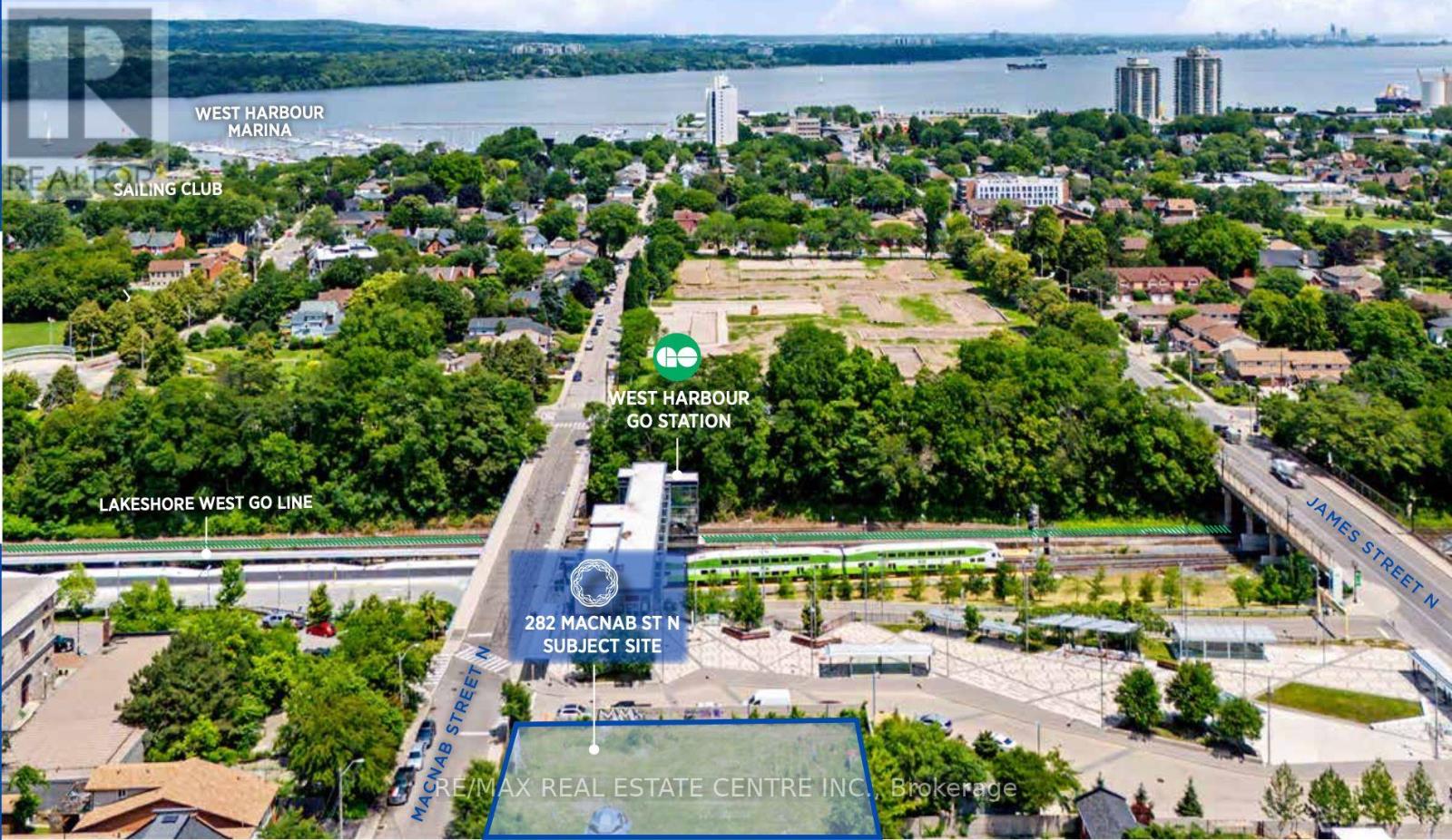 282 Macnab Street N Property Photo 2