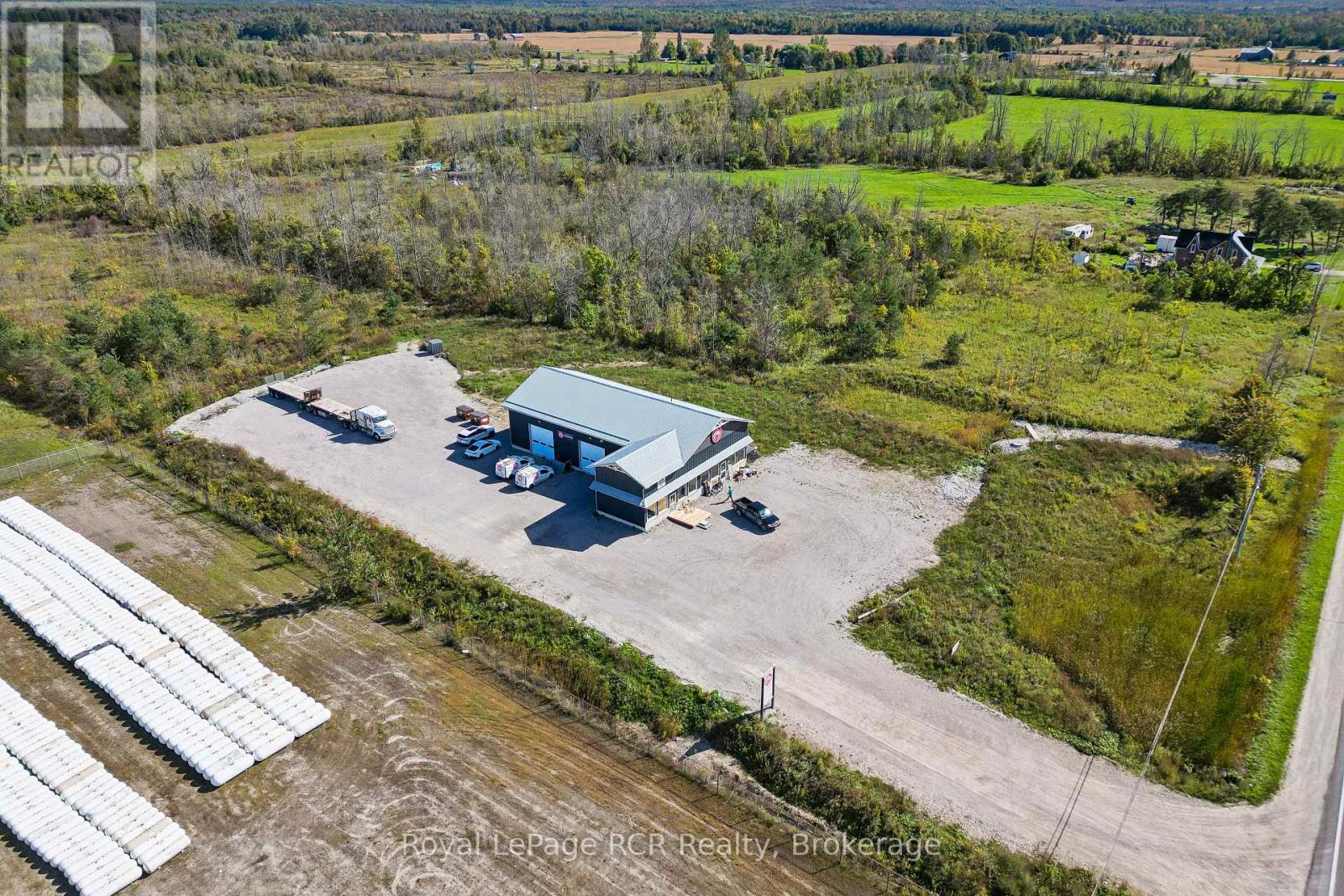 10075 Hwy 6 Property Photo 8