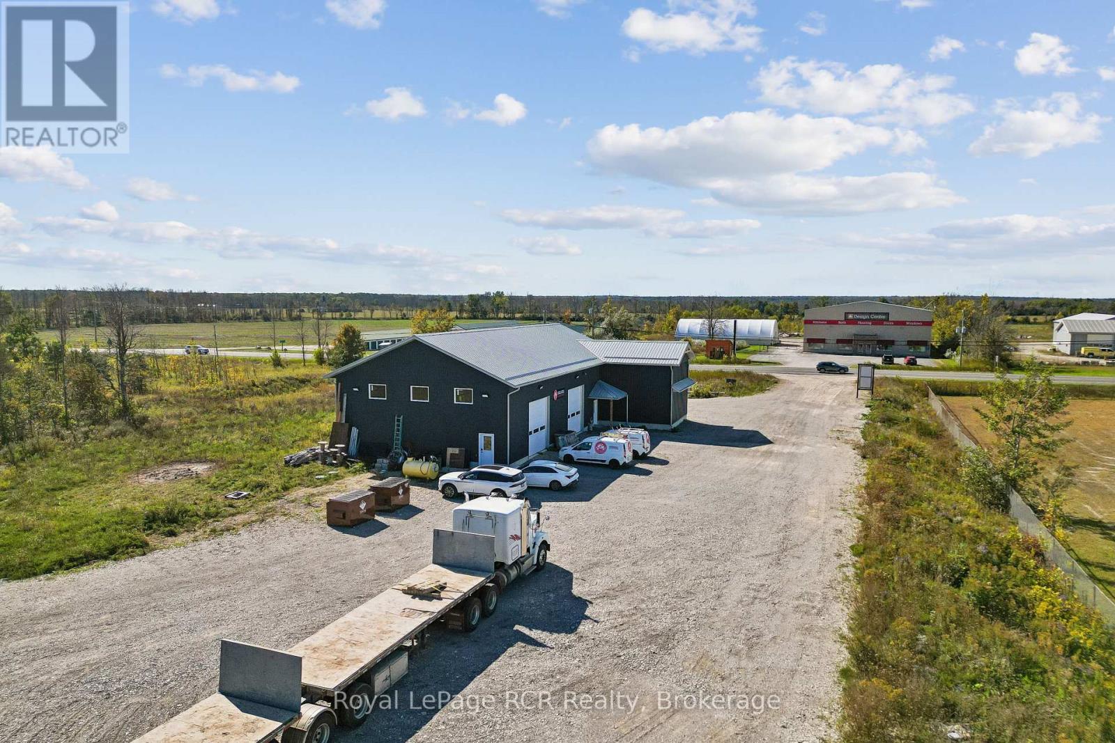 10075 Hwy 6 Property Photo 11