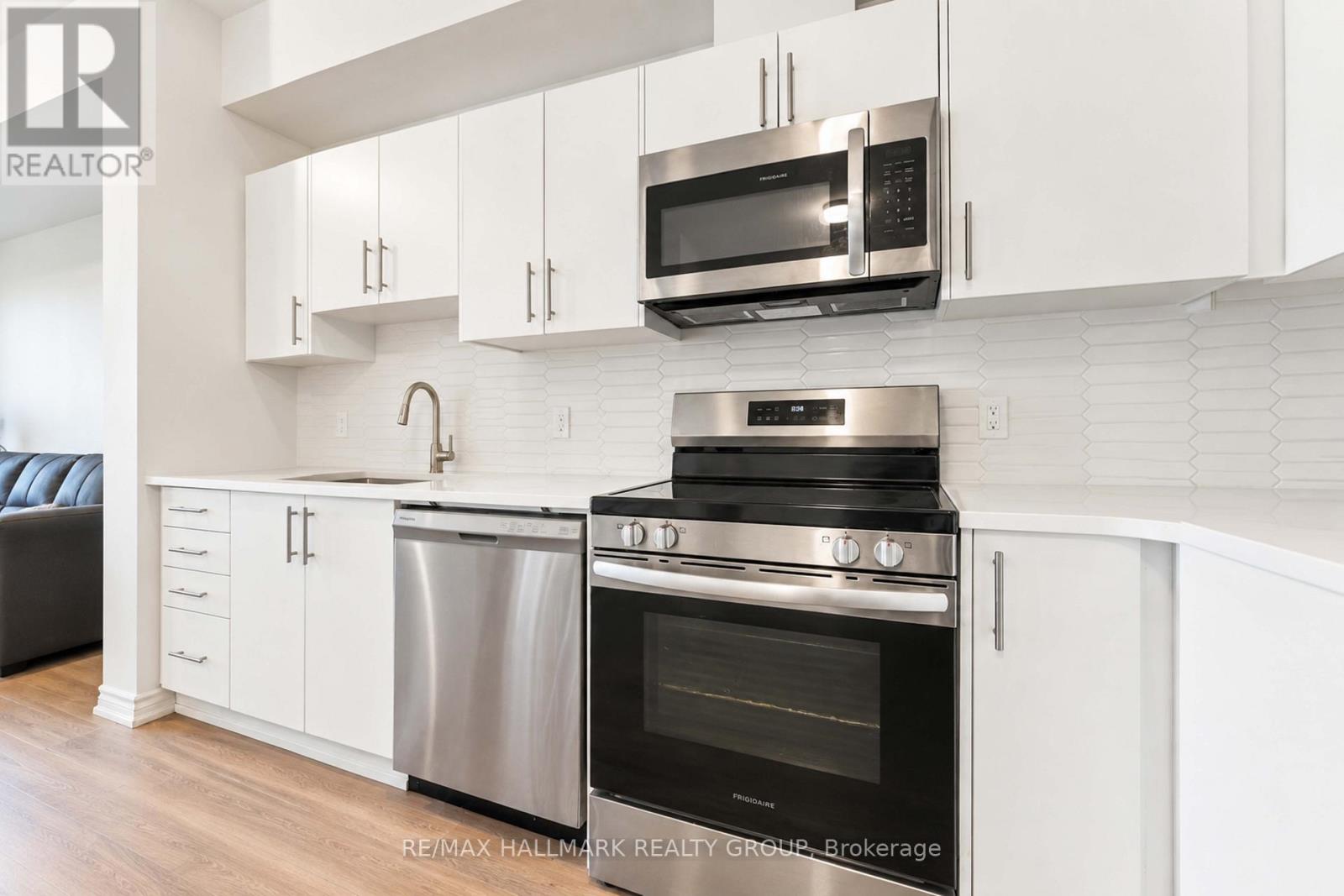 205 - 397 Codds Road Property Photo 6
