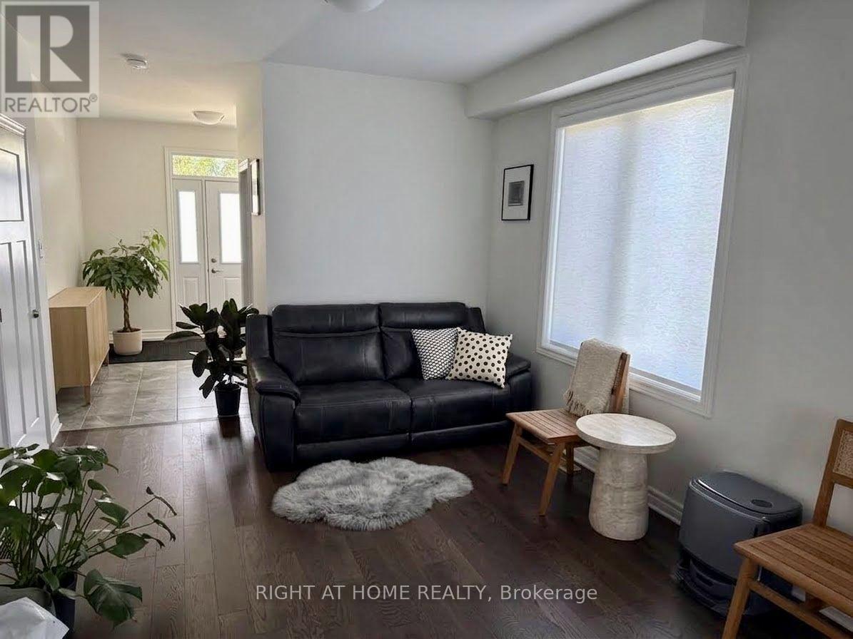 35 Douglas Brown Way Property Photo 3