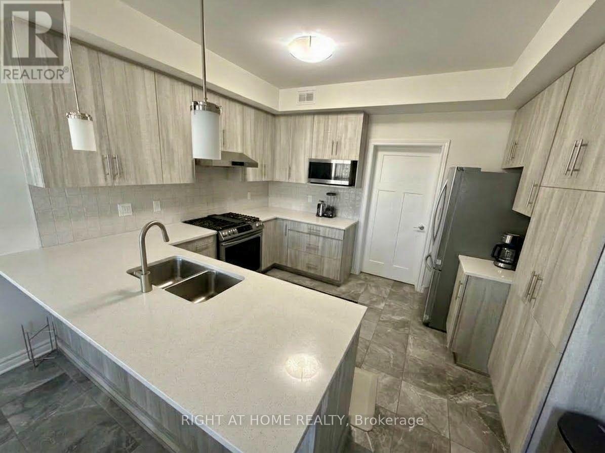 35 Douglas Brown Way Property Photo 7