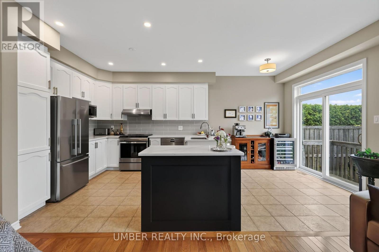 136 Windance Crescent Property Photo 7