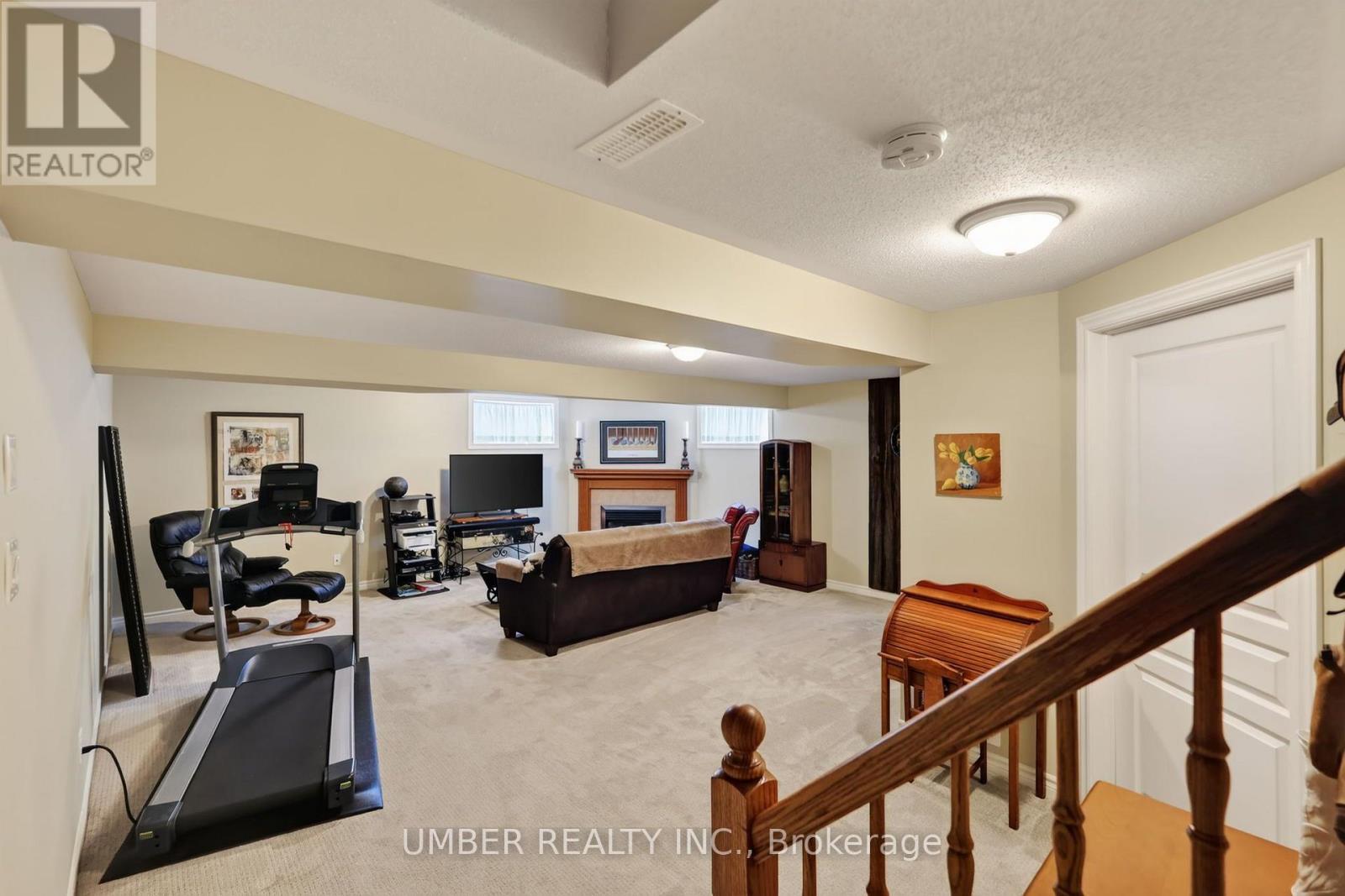 136 Windance Crescent Property Photo 22