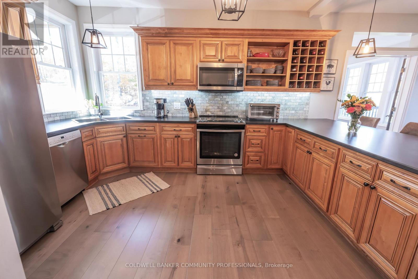 780 Stanrock Road Property Photo 6