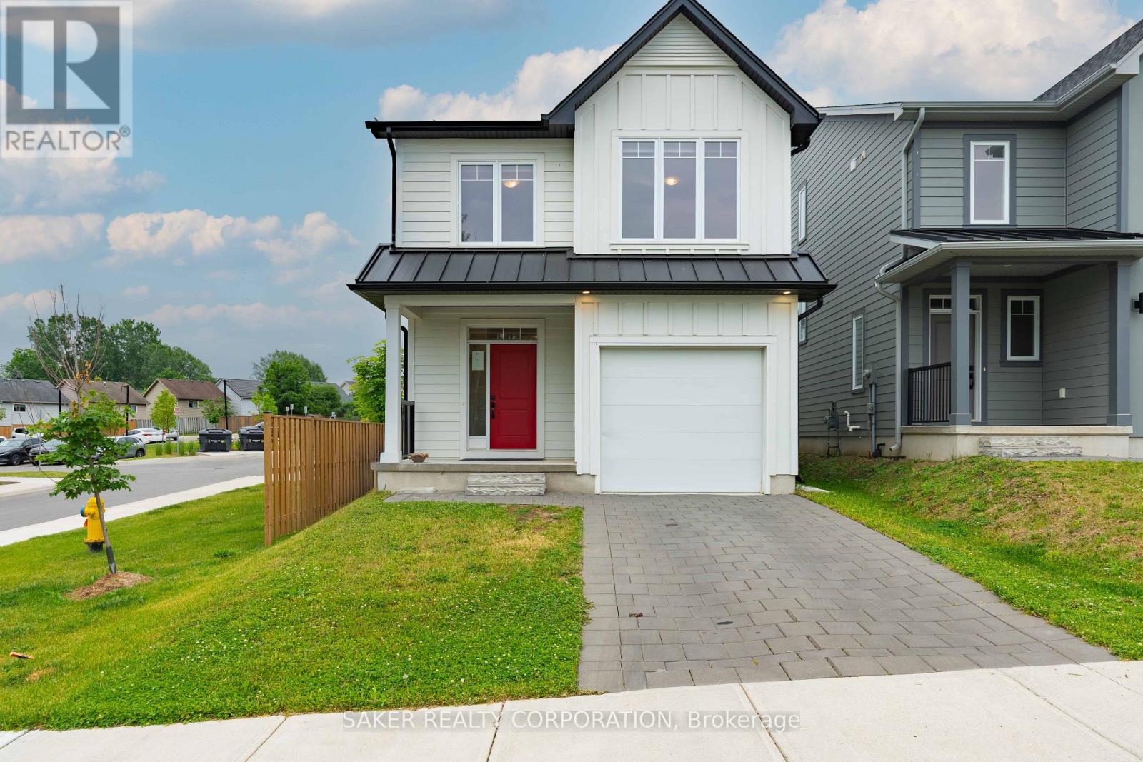 939 DEVERON CRESCENT Property Photo 1