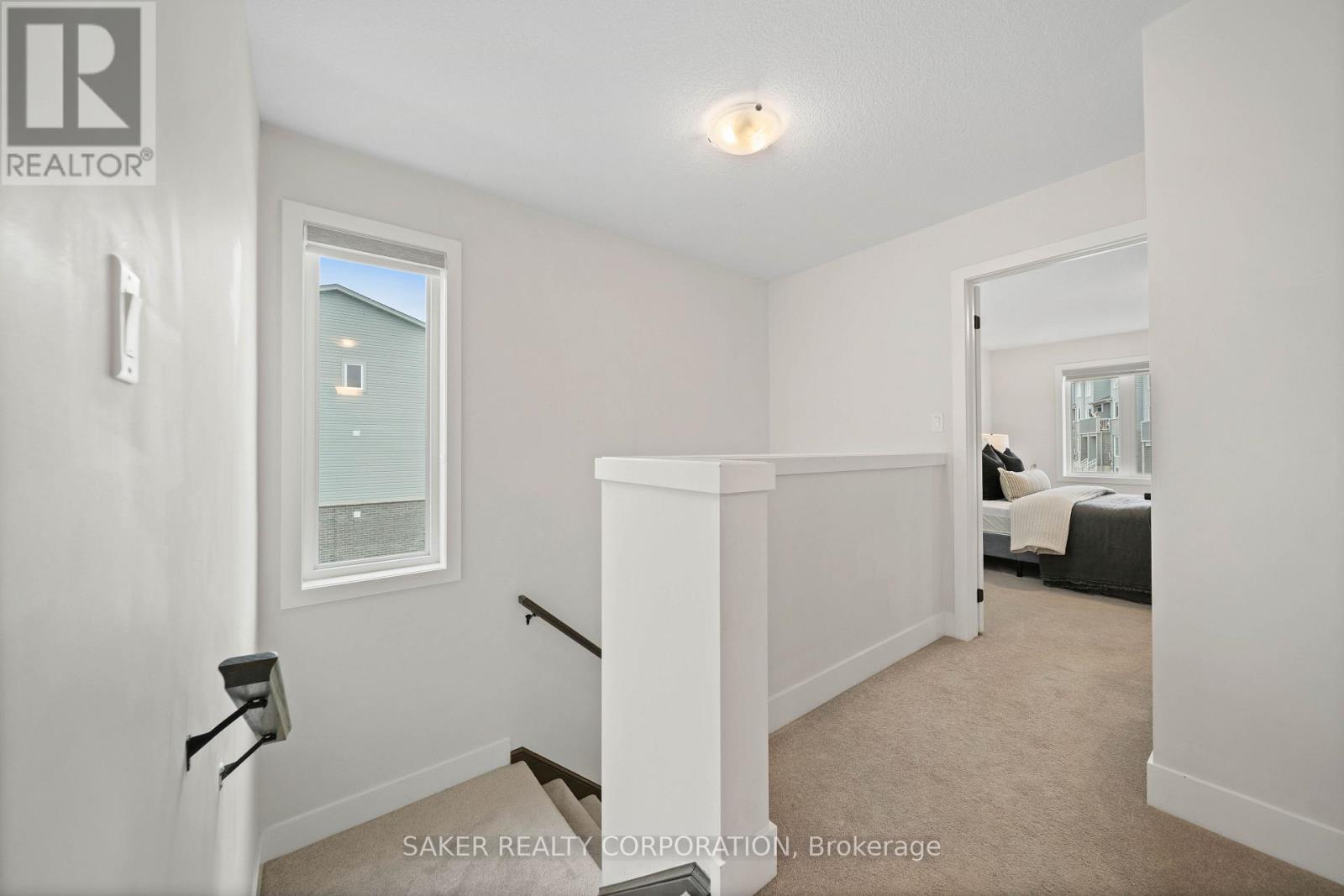 939 Deveron Crescent Property Photo 14