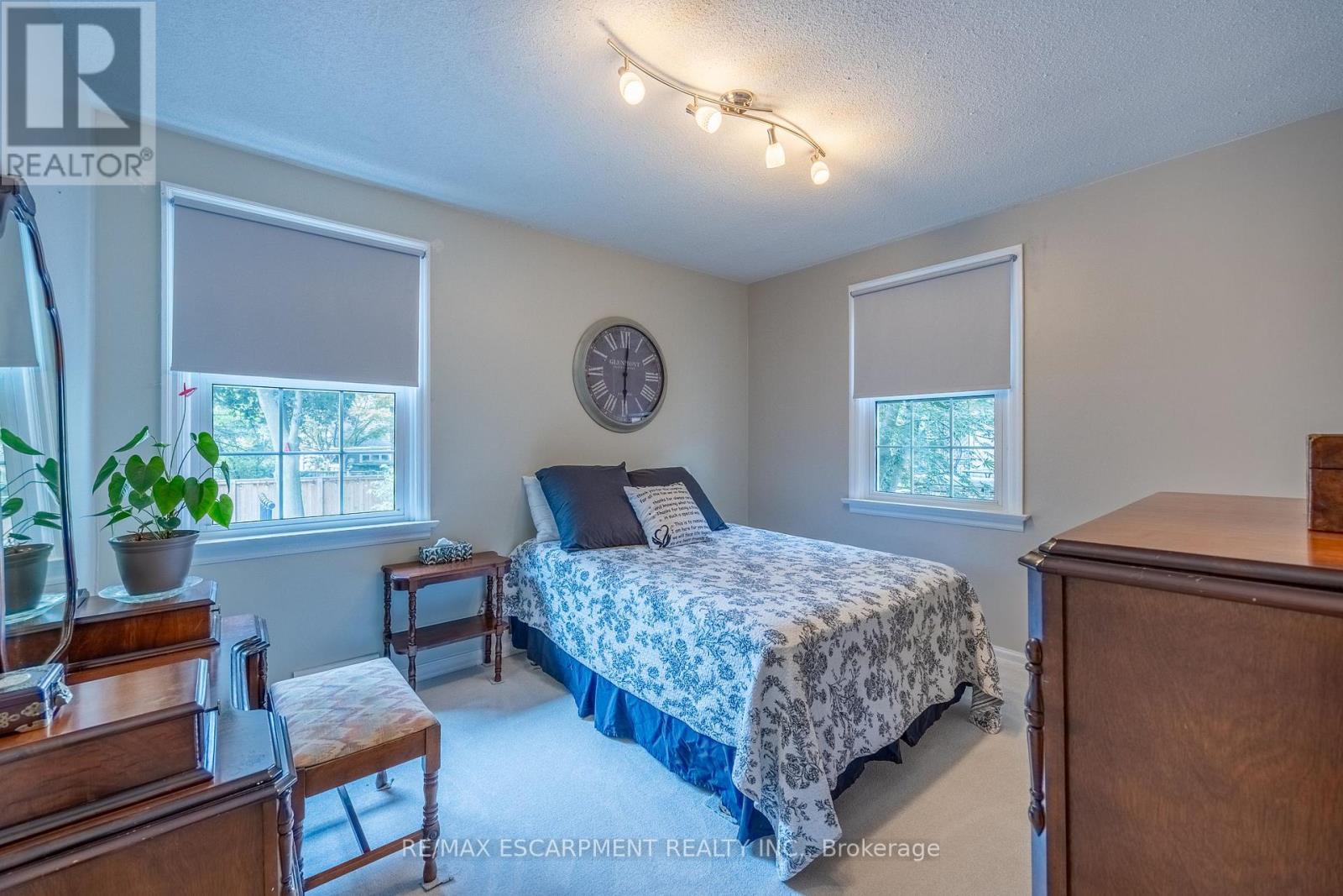 30 Gibson Drive Property Photo 19