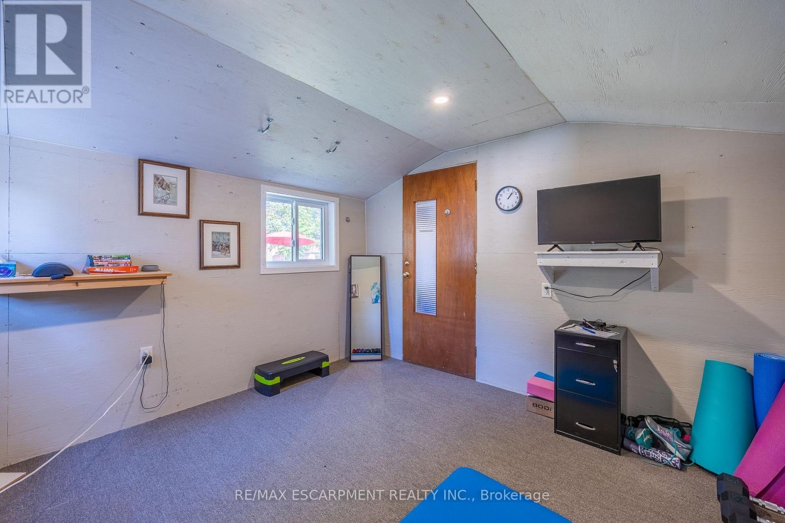 30 Gibson Drive Property Photo 27