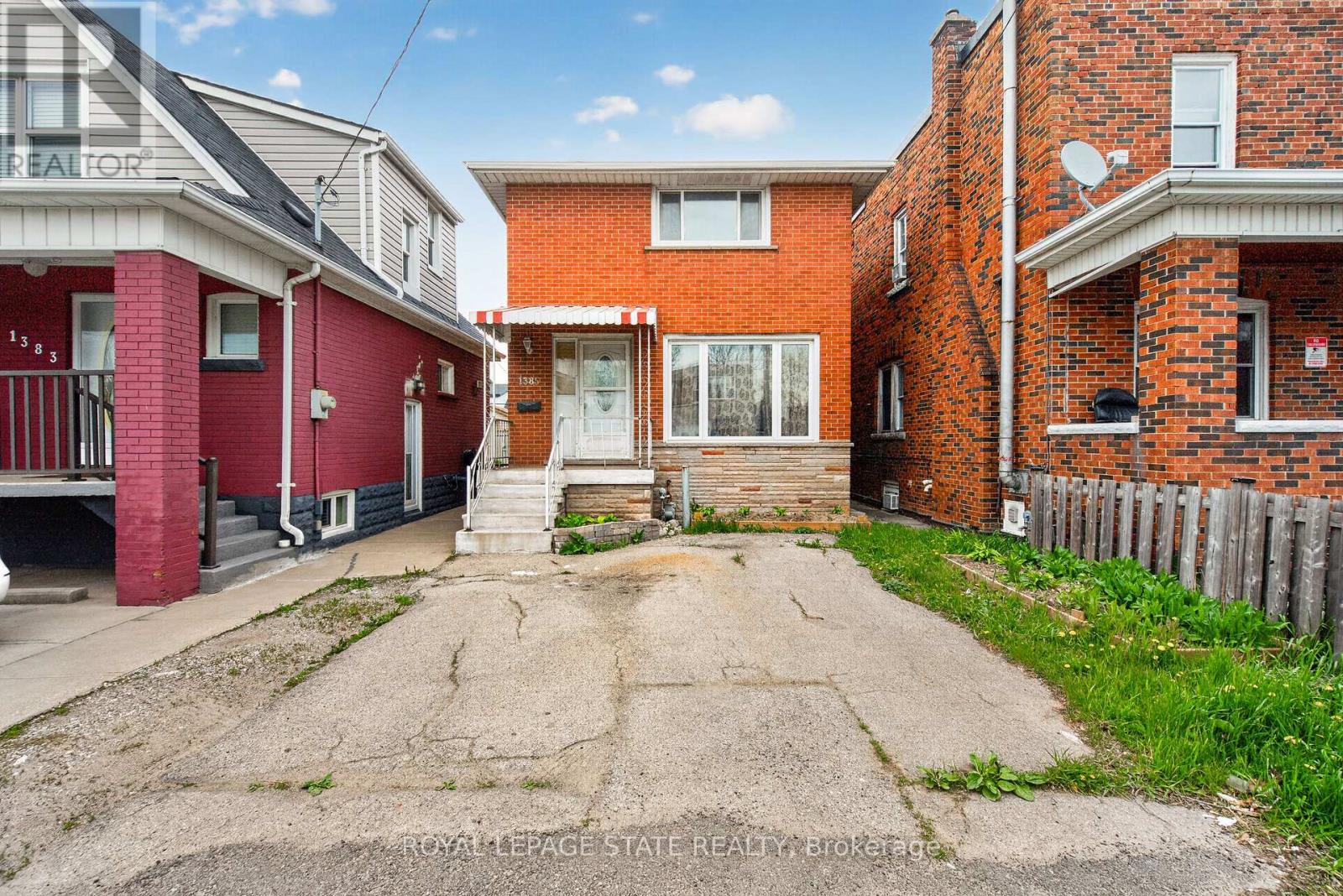 1385 BARTON STREET E Property Photo 1