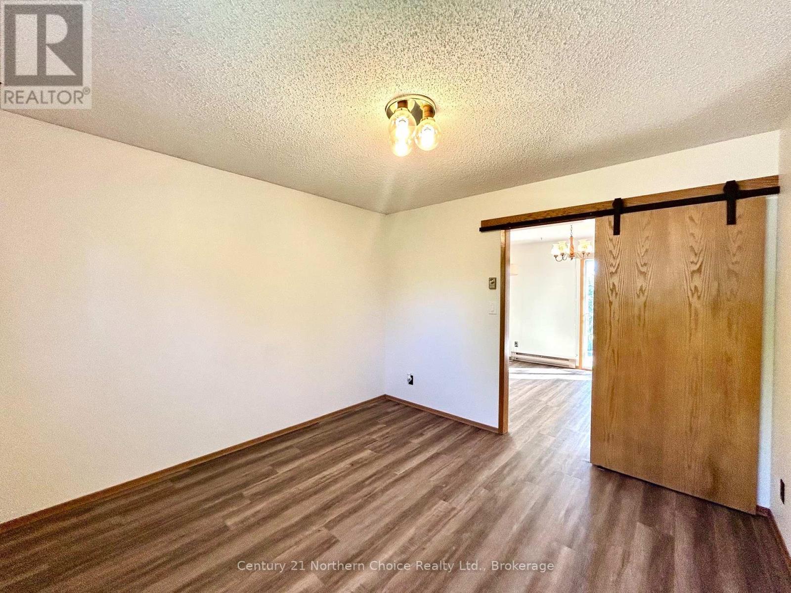 1021 Third Street E Property Photo 14
