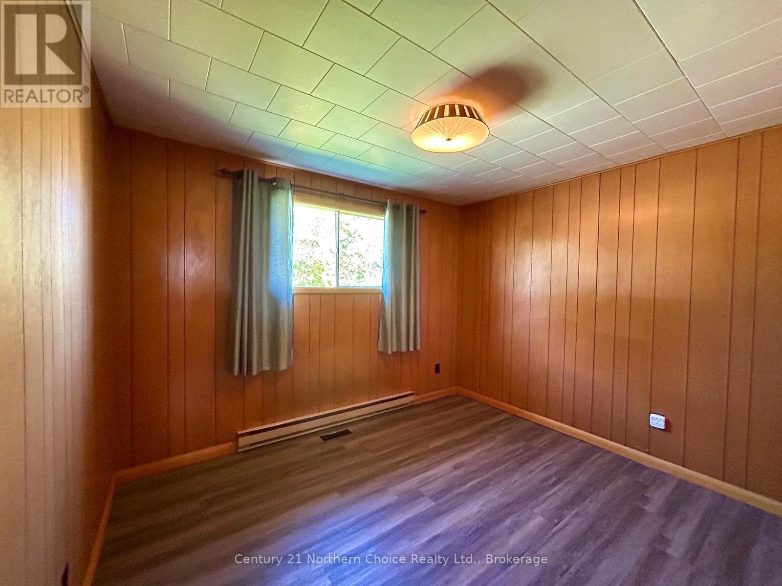 1021 Third Street E Property Photo 15
