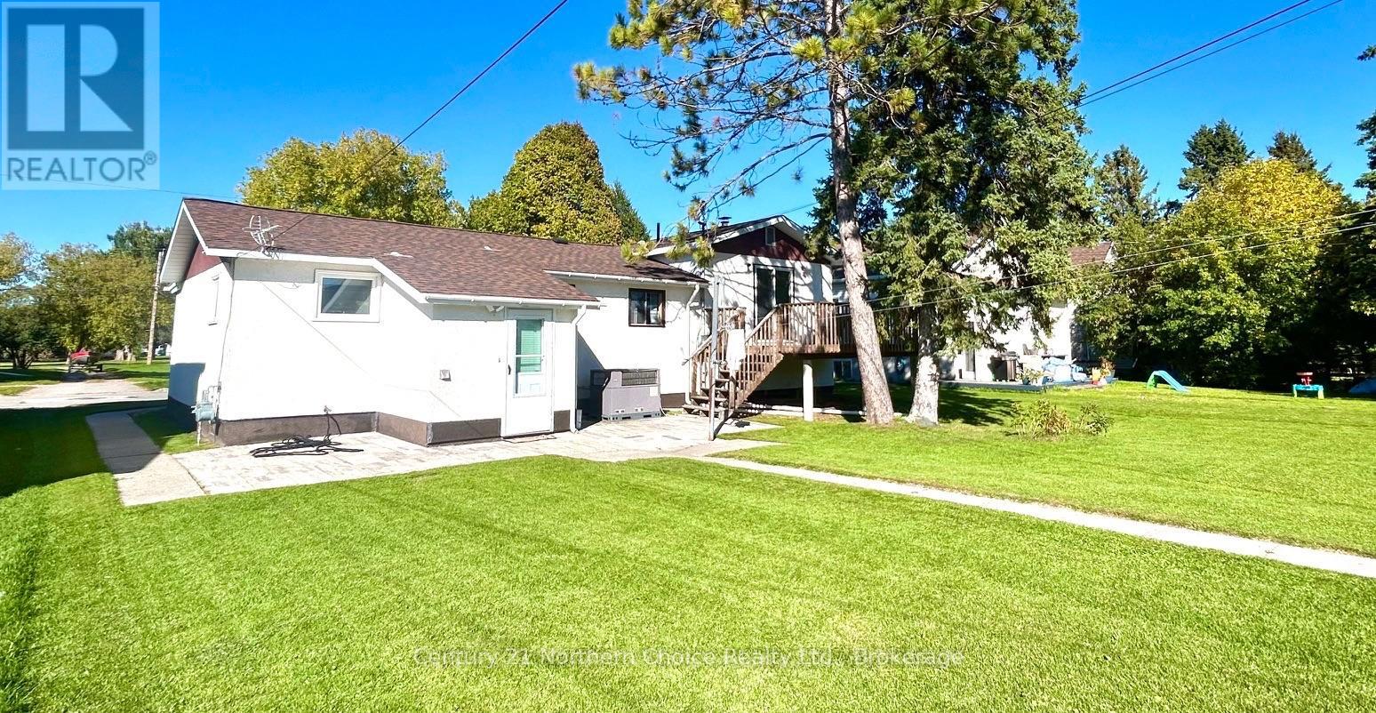 1021 Third Street E Property Photo 21