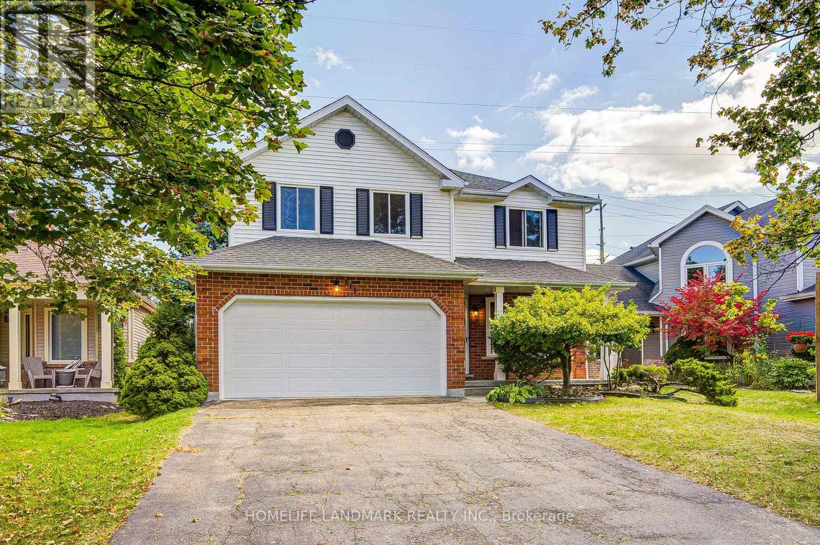 511 Baringham Place Property Photo 2