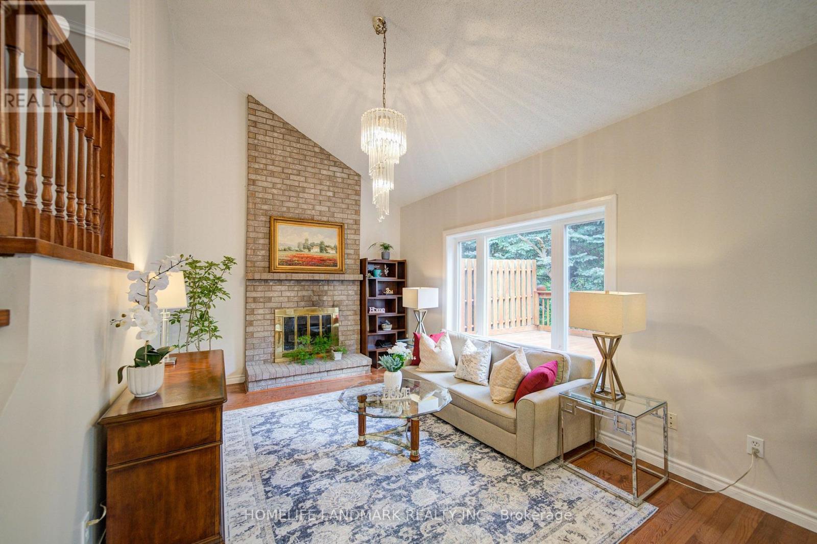 511 Baringham Place Property Photo 18