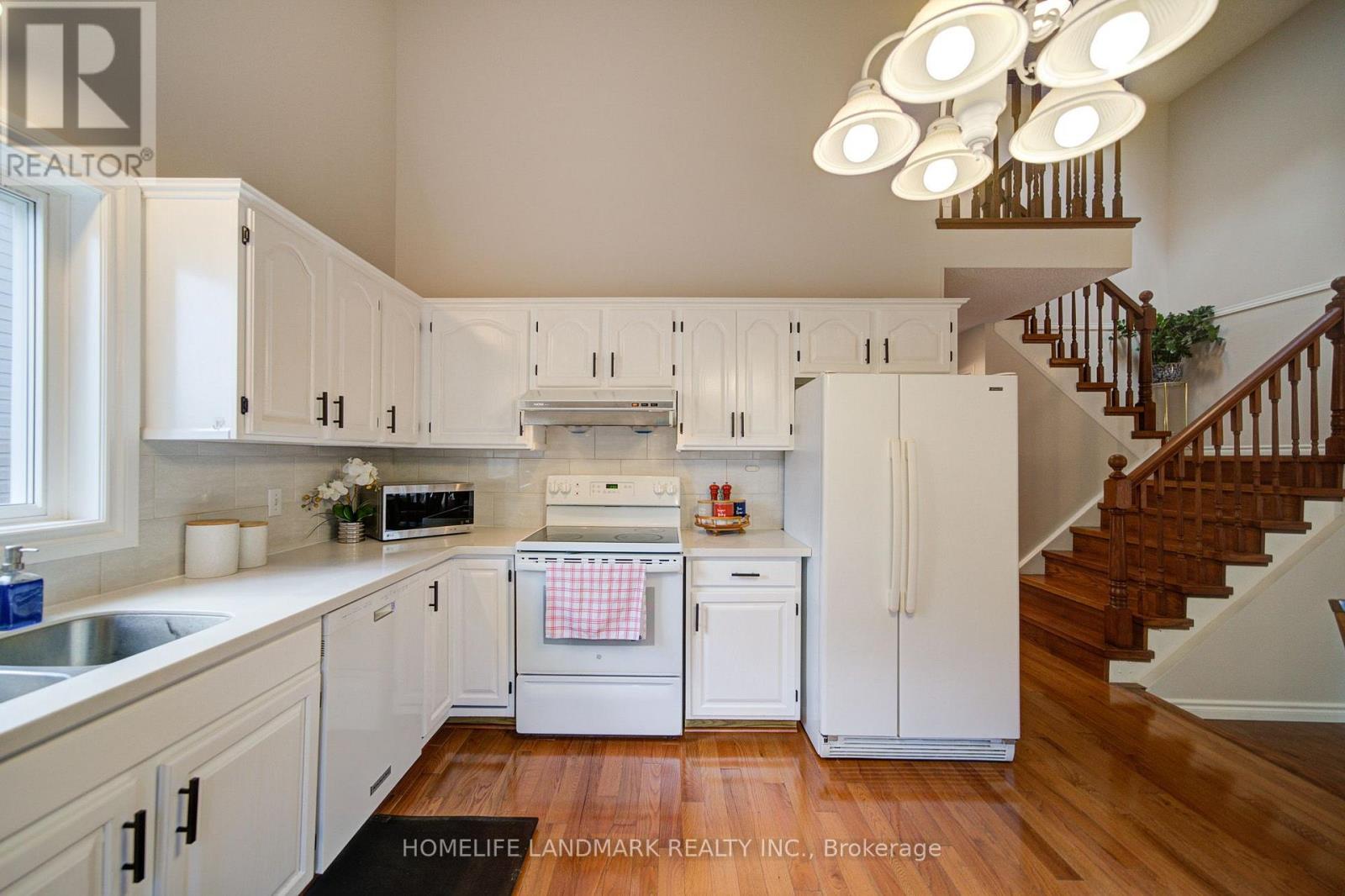 511 Baringham Place Property Photo 21