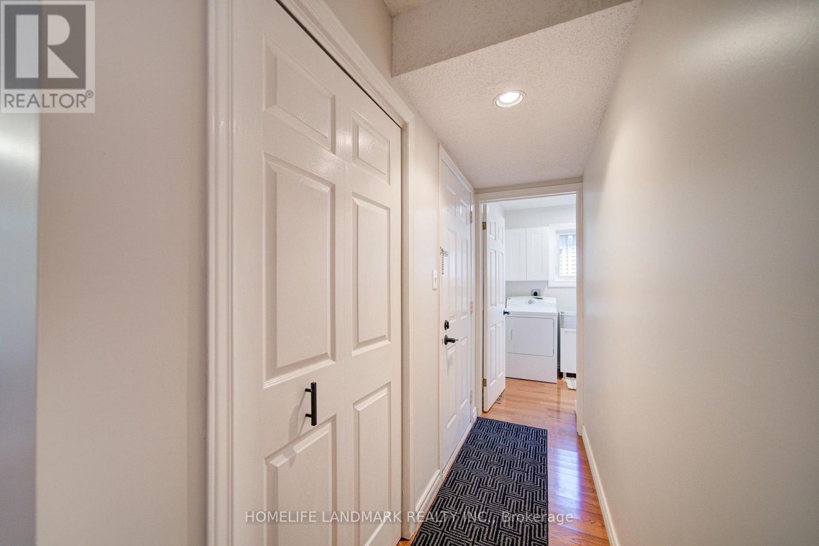 511 Baringham Place Property Photo 30