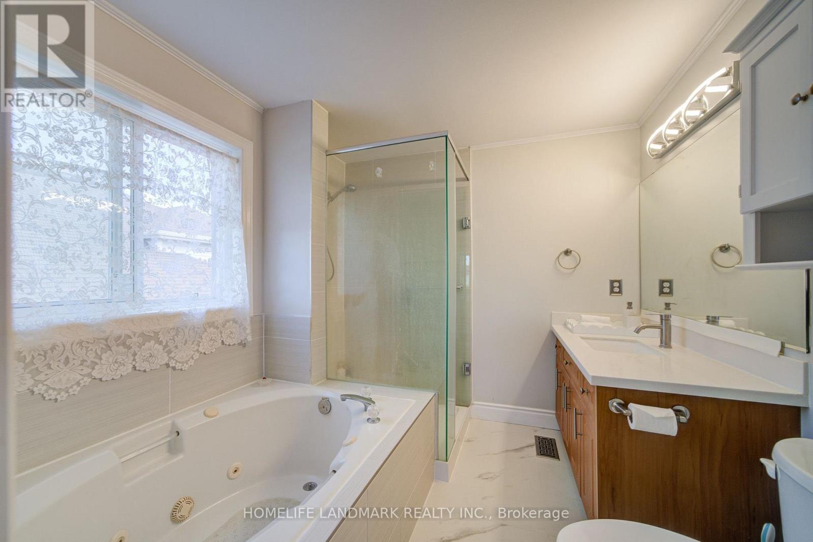 511 Baringham Place Property Photo 34