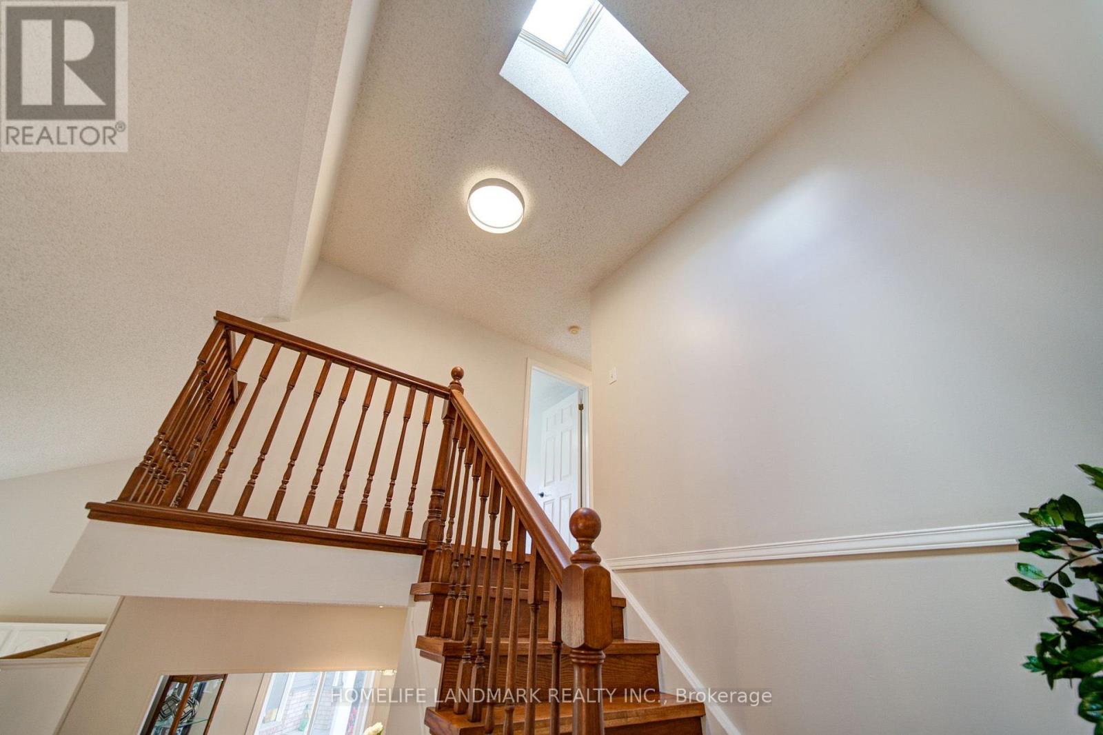 511 Baringham Place Property Photo 42