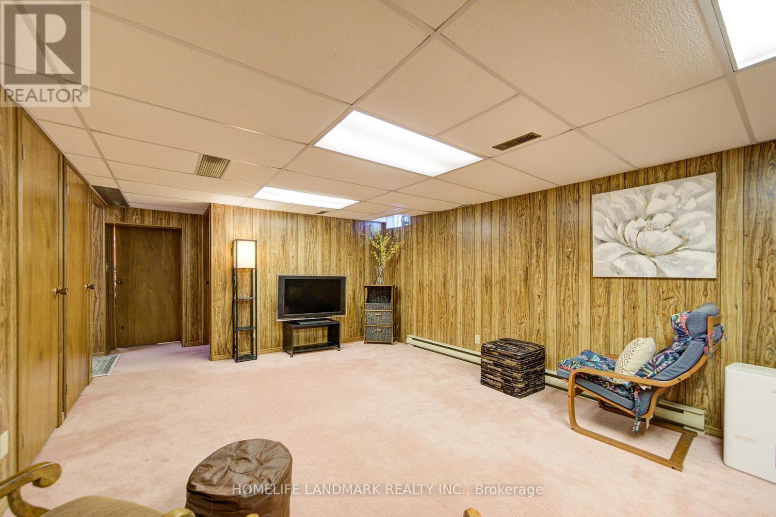 511 Baringham Place Property Photo 44