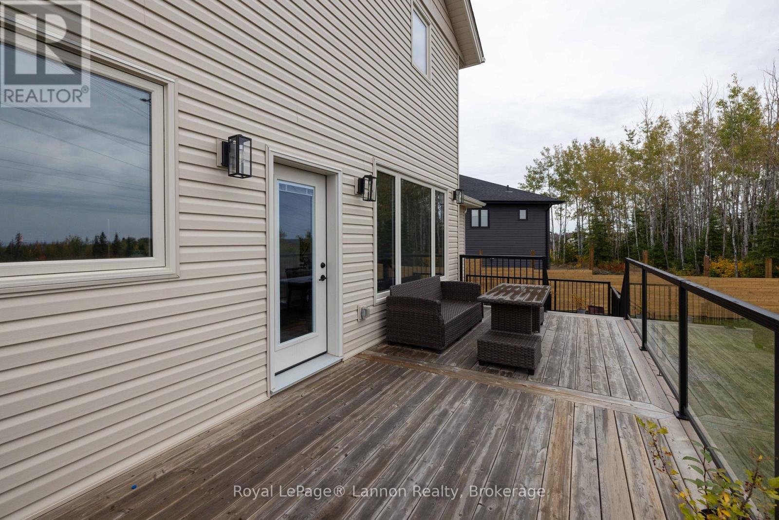 721 Topaz Place Property Photo 7