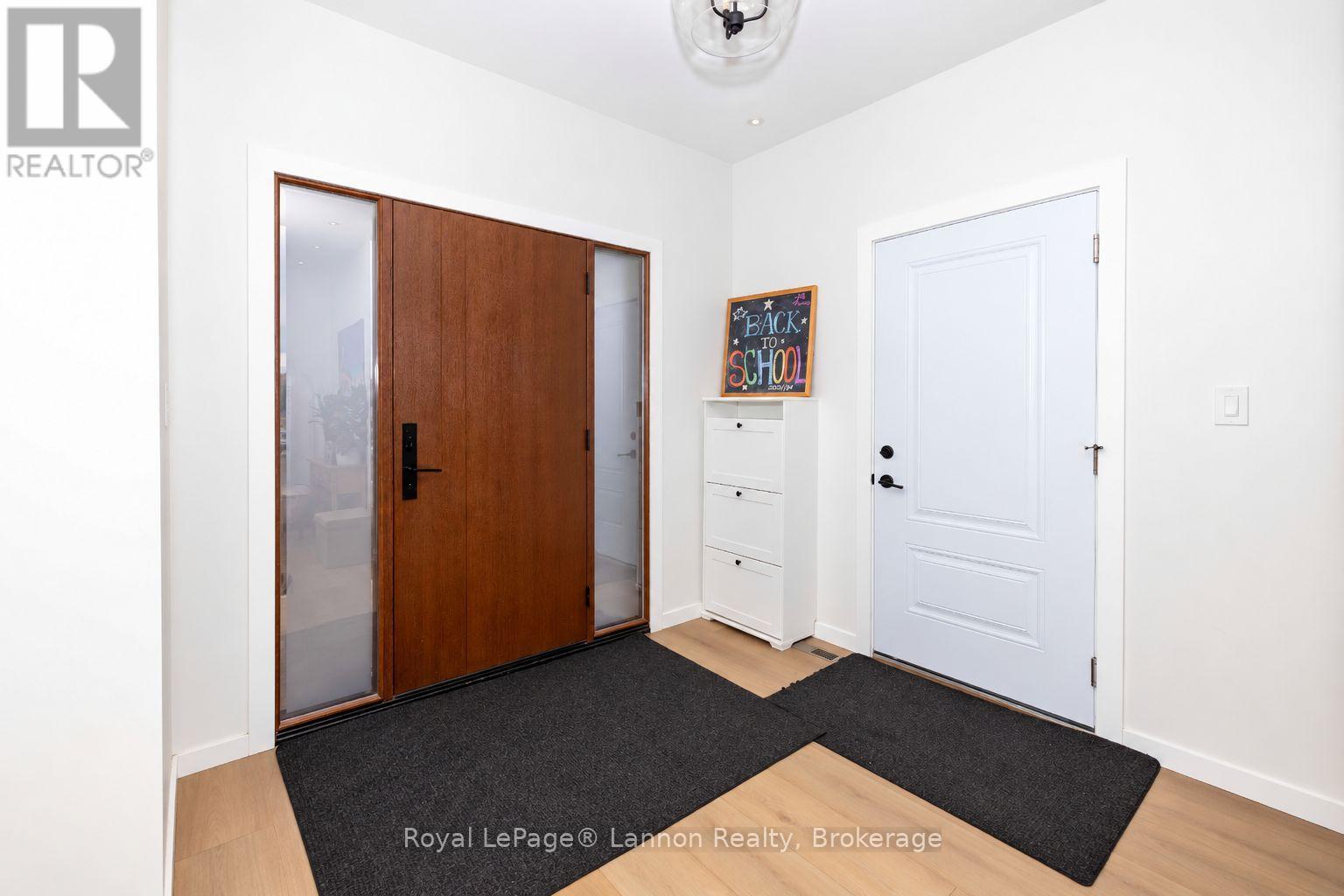 721 Topaz Place Property Photo 8