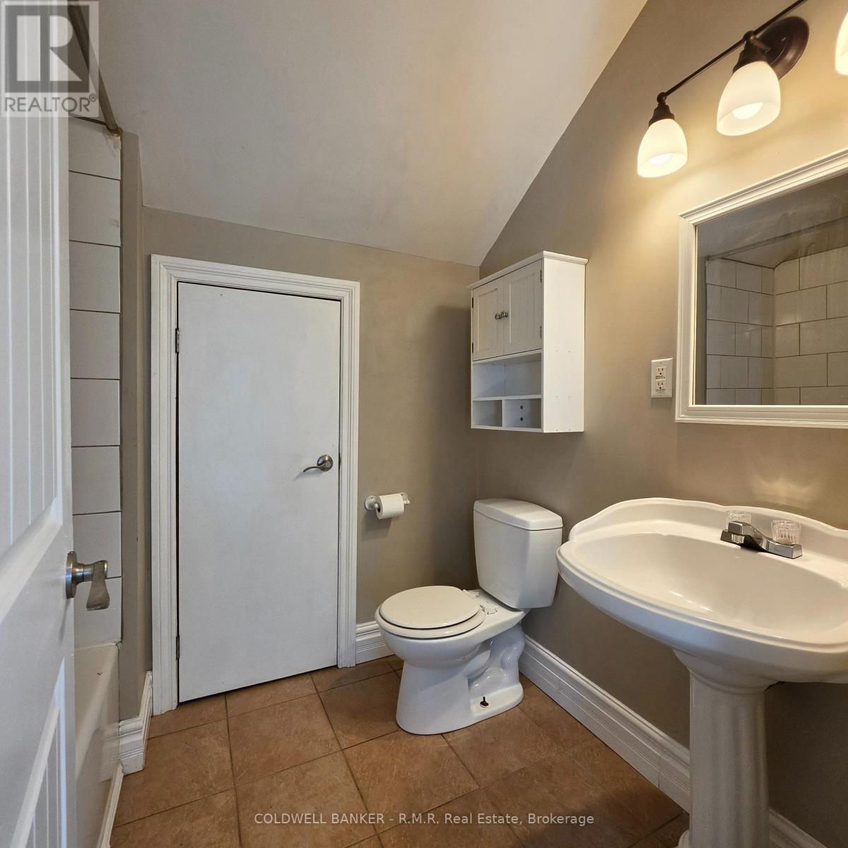 C - 87 Albert Street Property Photo 12