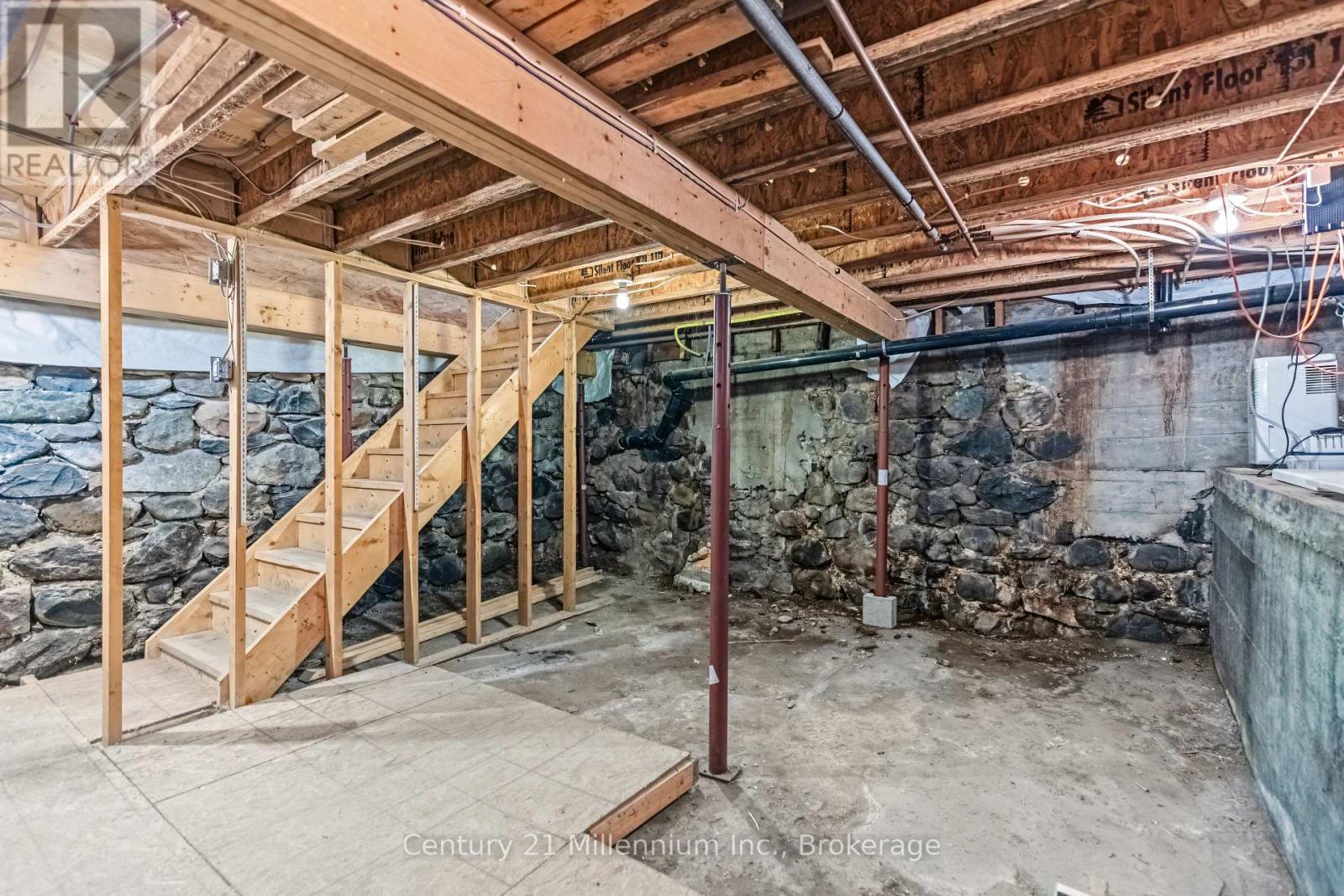 195 High Street Property Photo 13