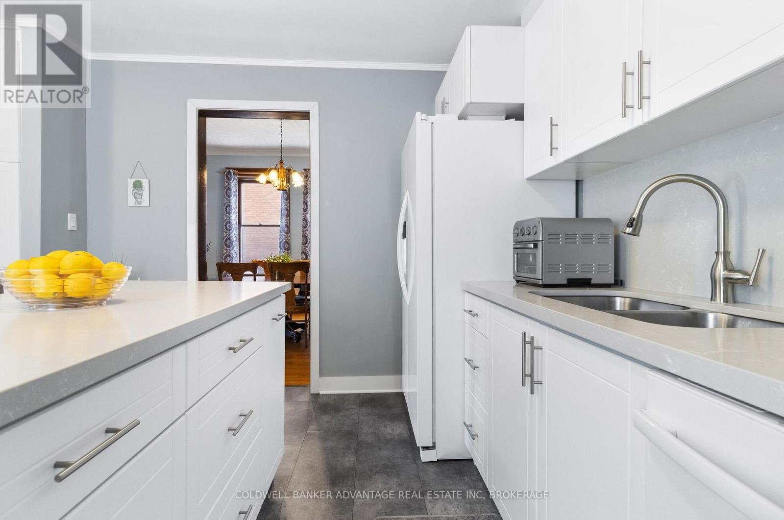 62 Burgar Street Property Photo 11
