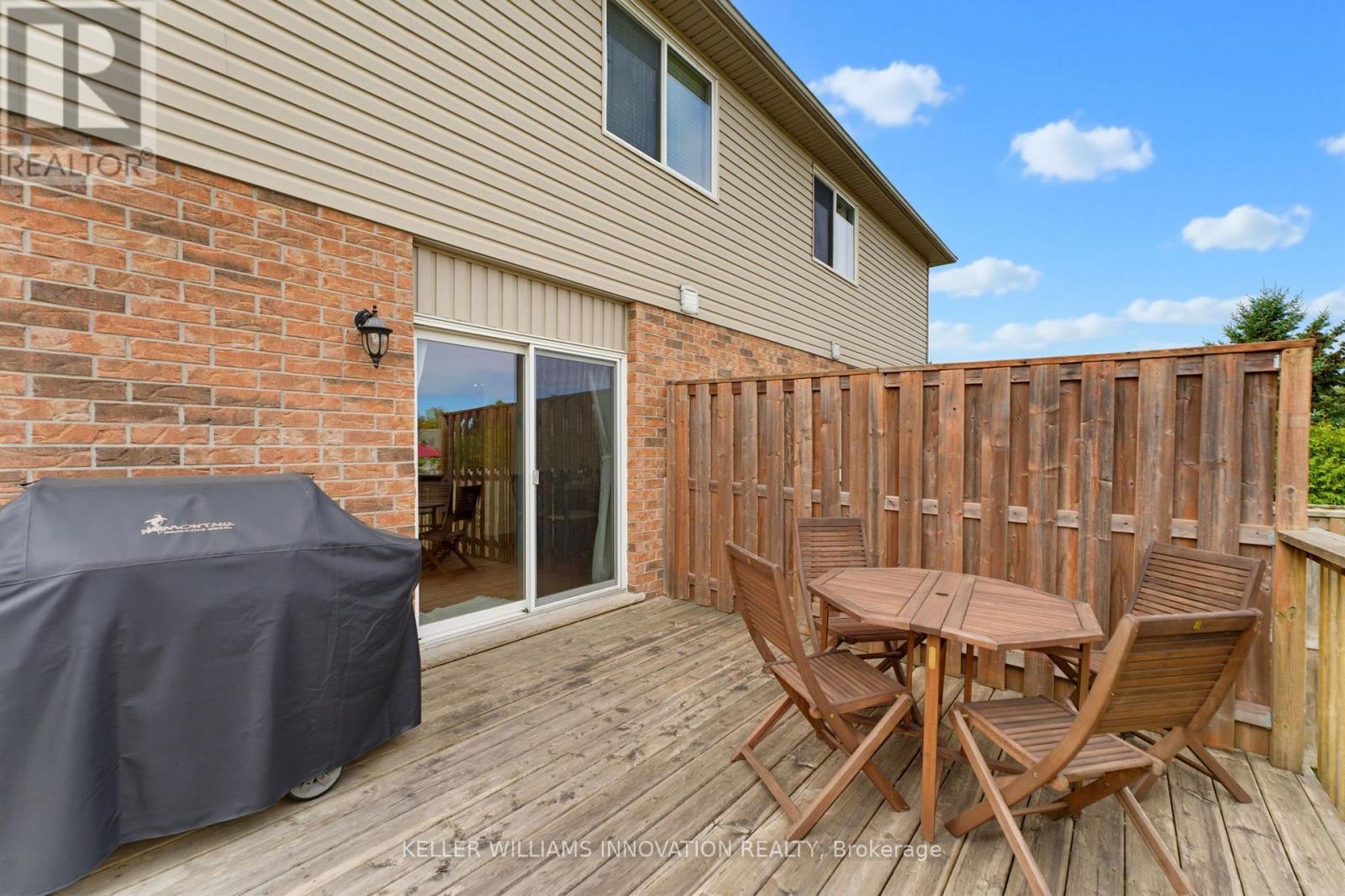 457 Danby Street E Property Photo 19