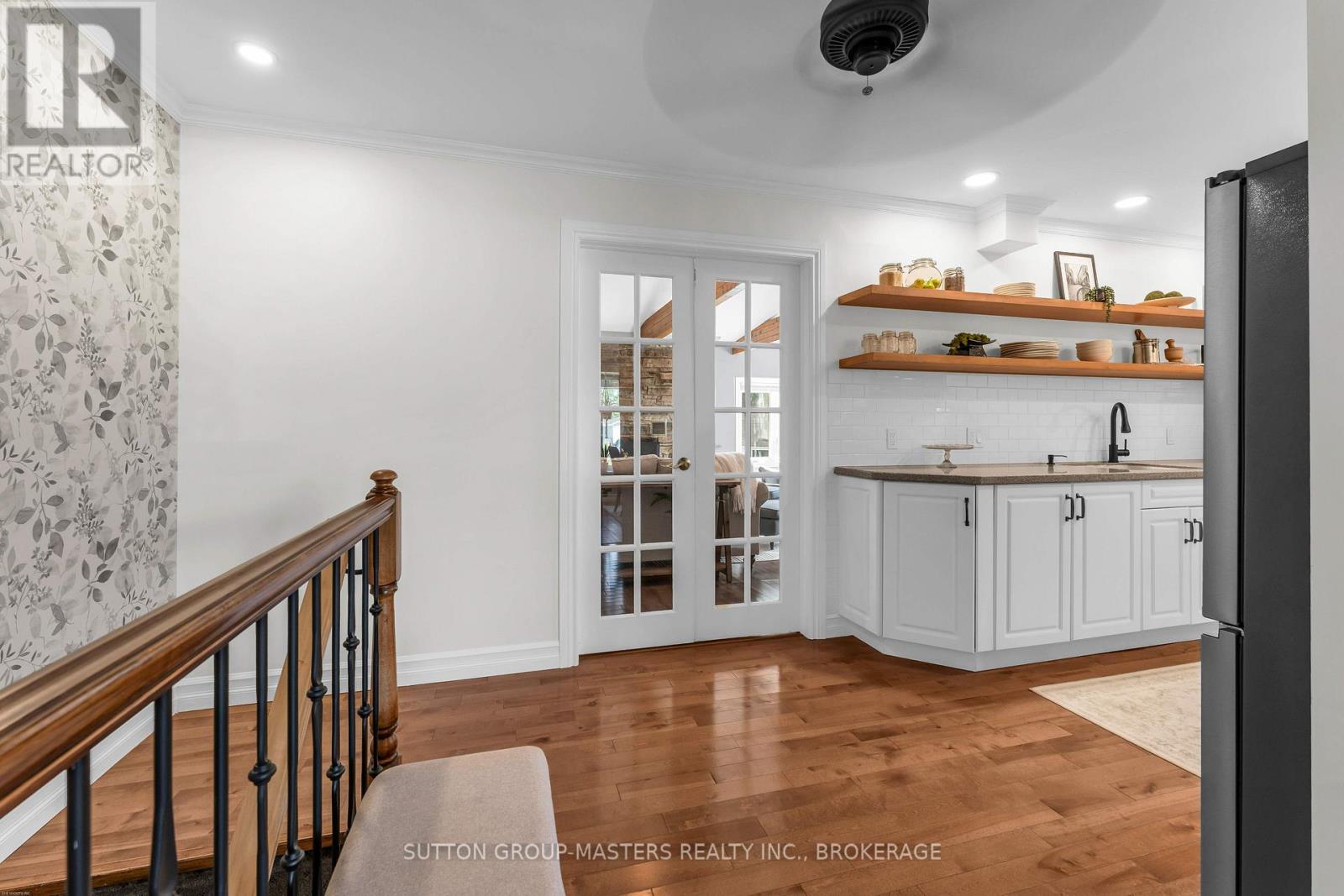 11 Chesterfield Drive Property Photo 6
