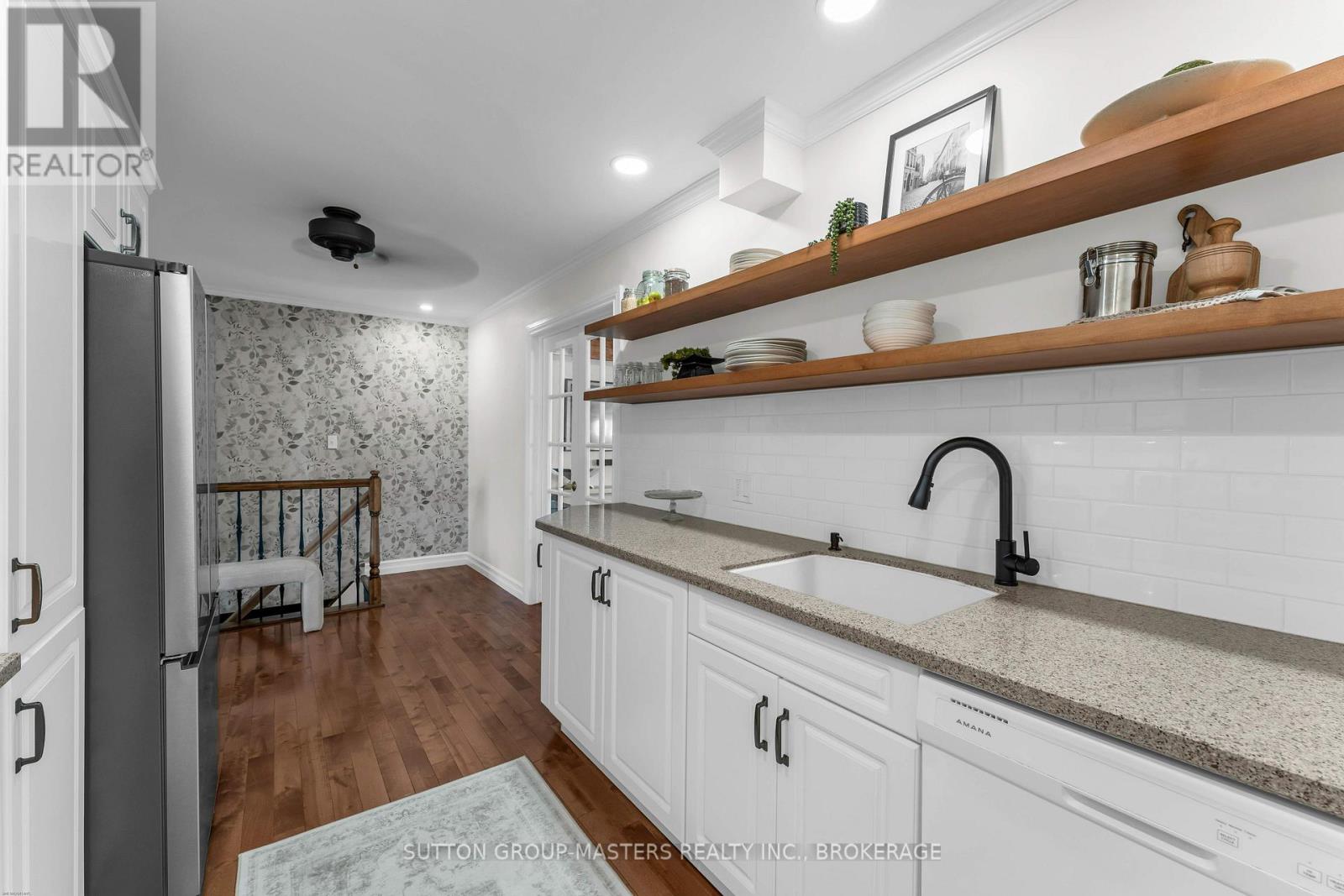 11 Chesterfield Drive Property Photo 10