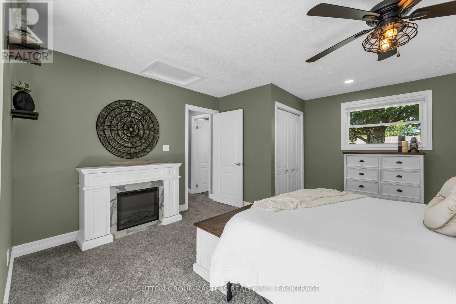 11 Chesterfield Drive Property Photo 20
