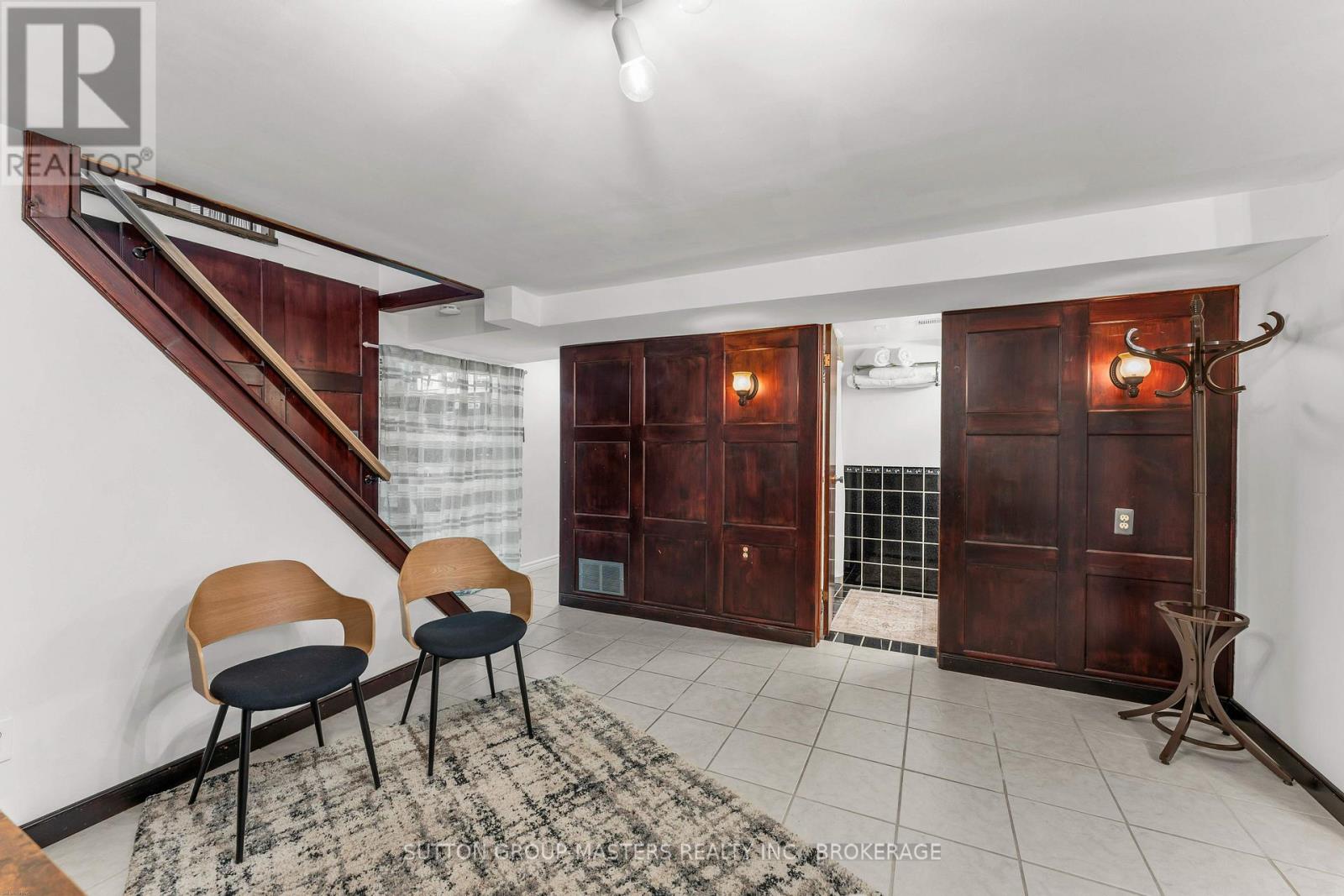 11 Chesterfield Drive Property Photo 29