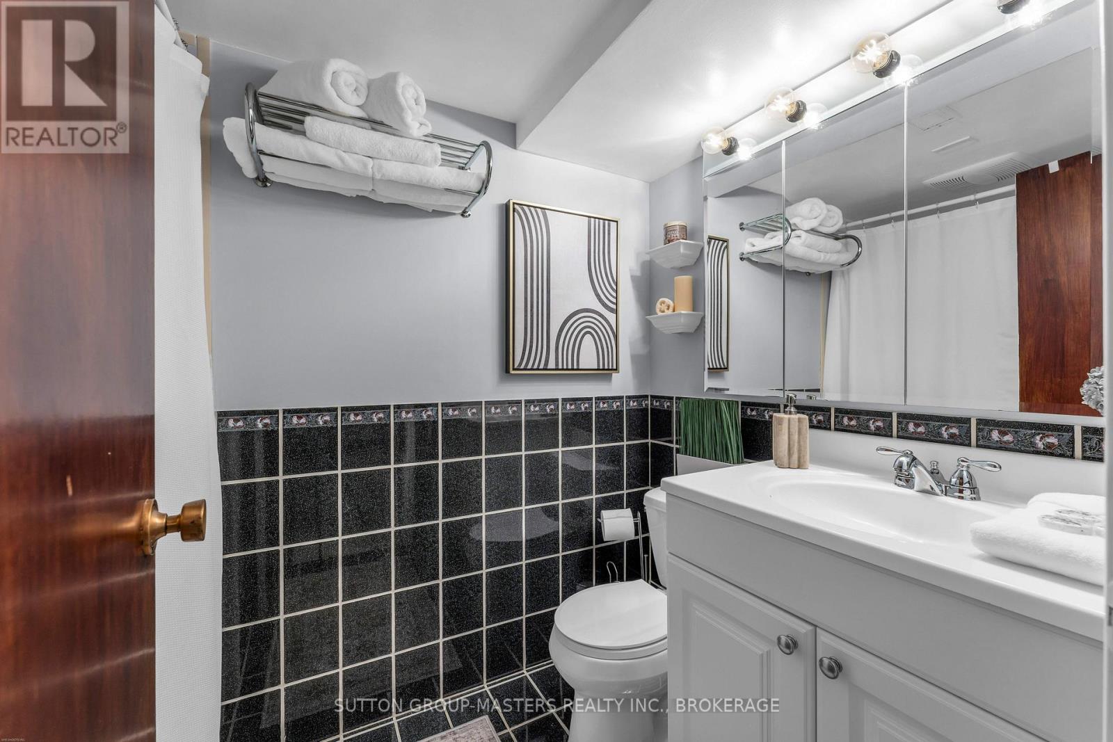 11 Chesterfield Drive Property Photo 30
