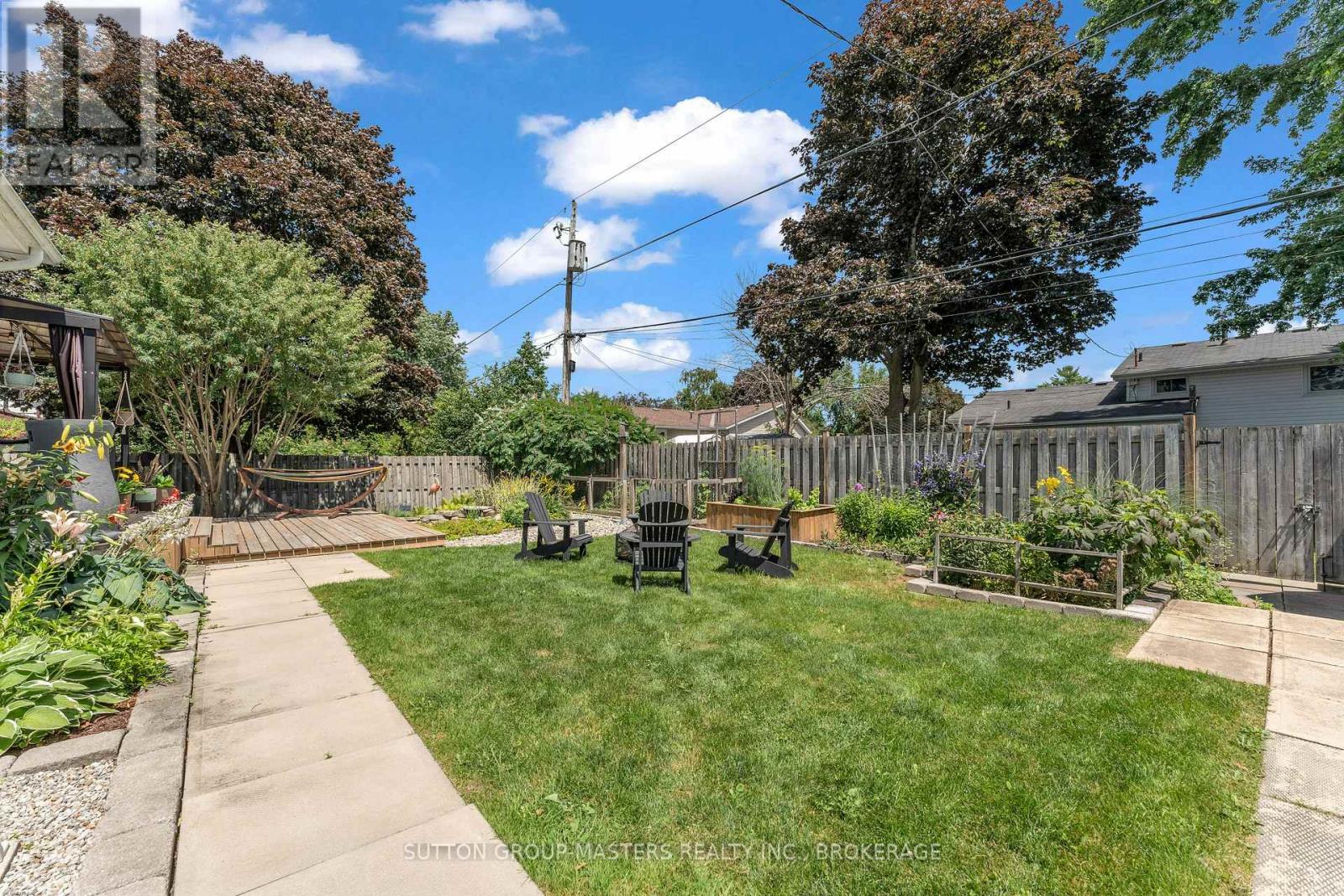 11 Chesterfield Drive Property Photo 42