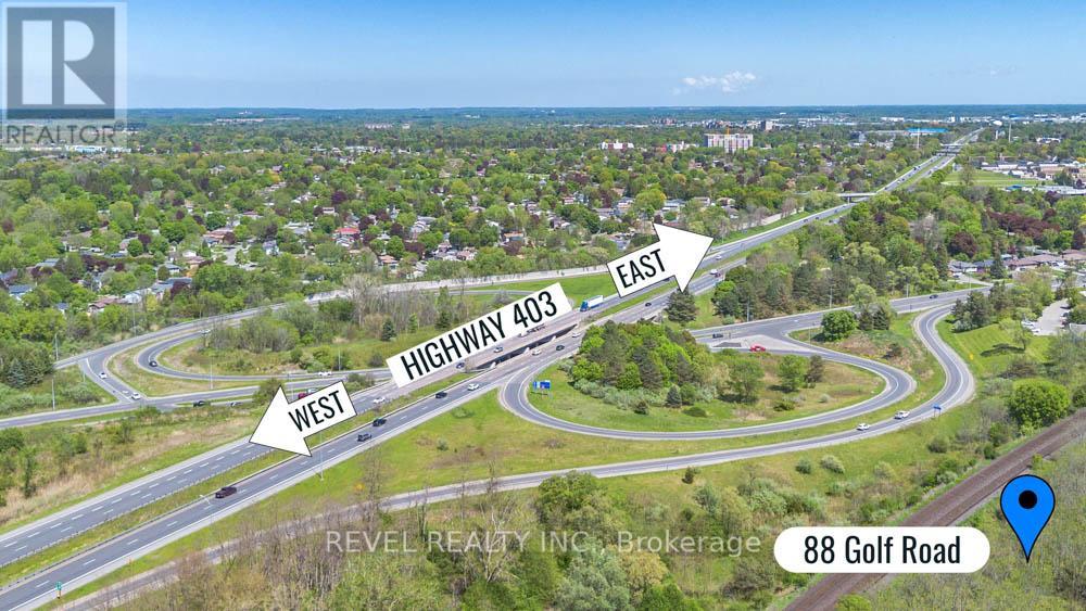 88 Golf Road Property Photo 4