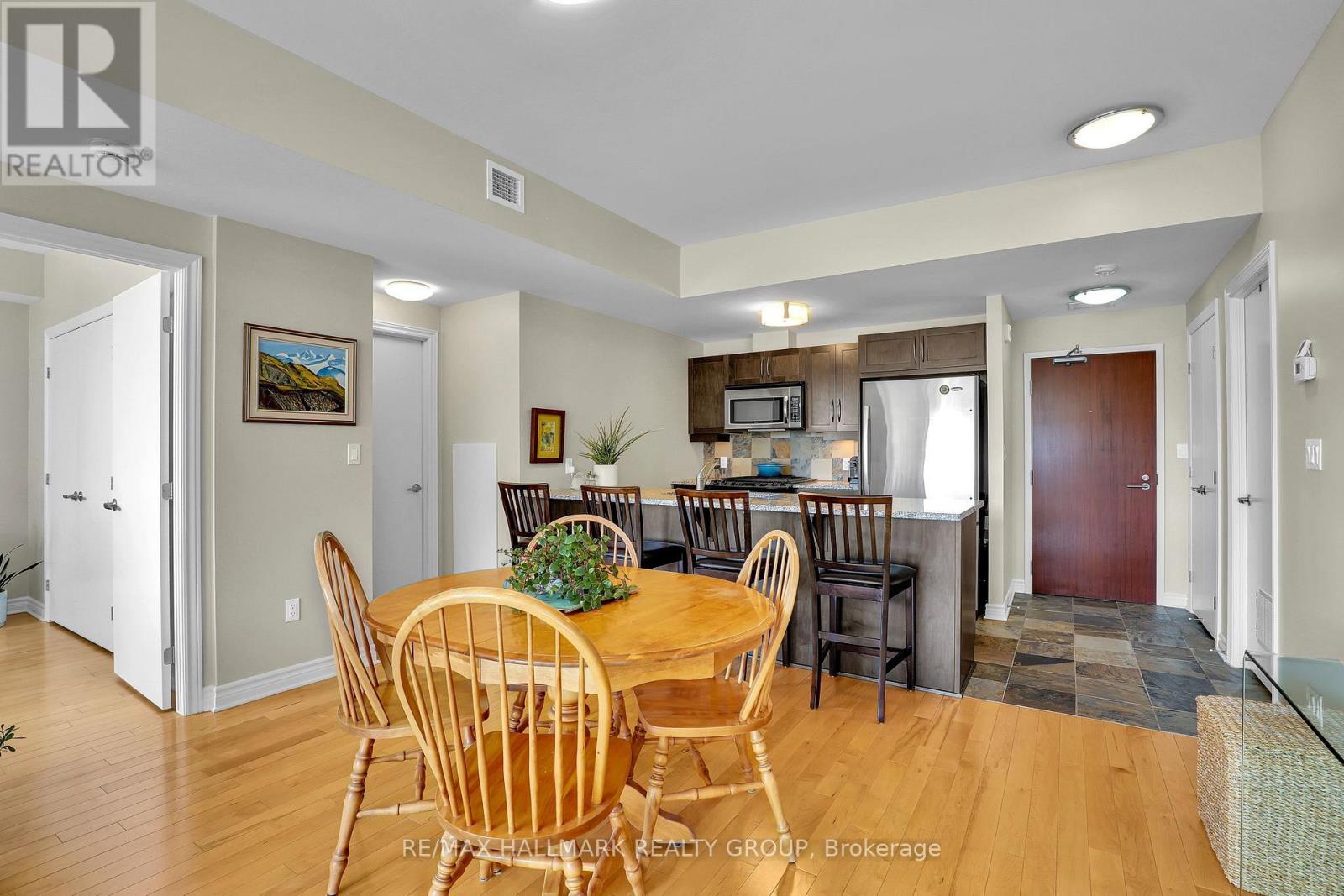 411 - 575 Byron Avenue Property Photo 7