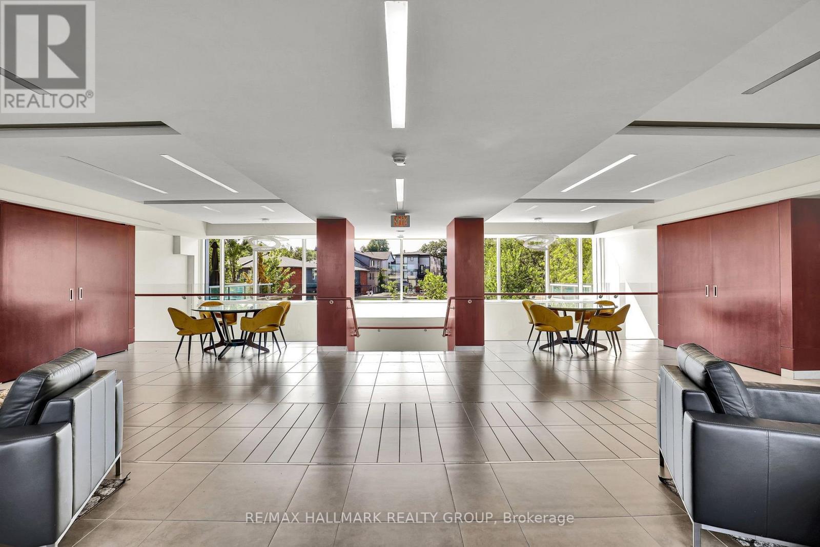 411 - 575 Byron Avenue Property Photo 18