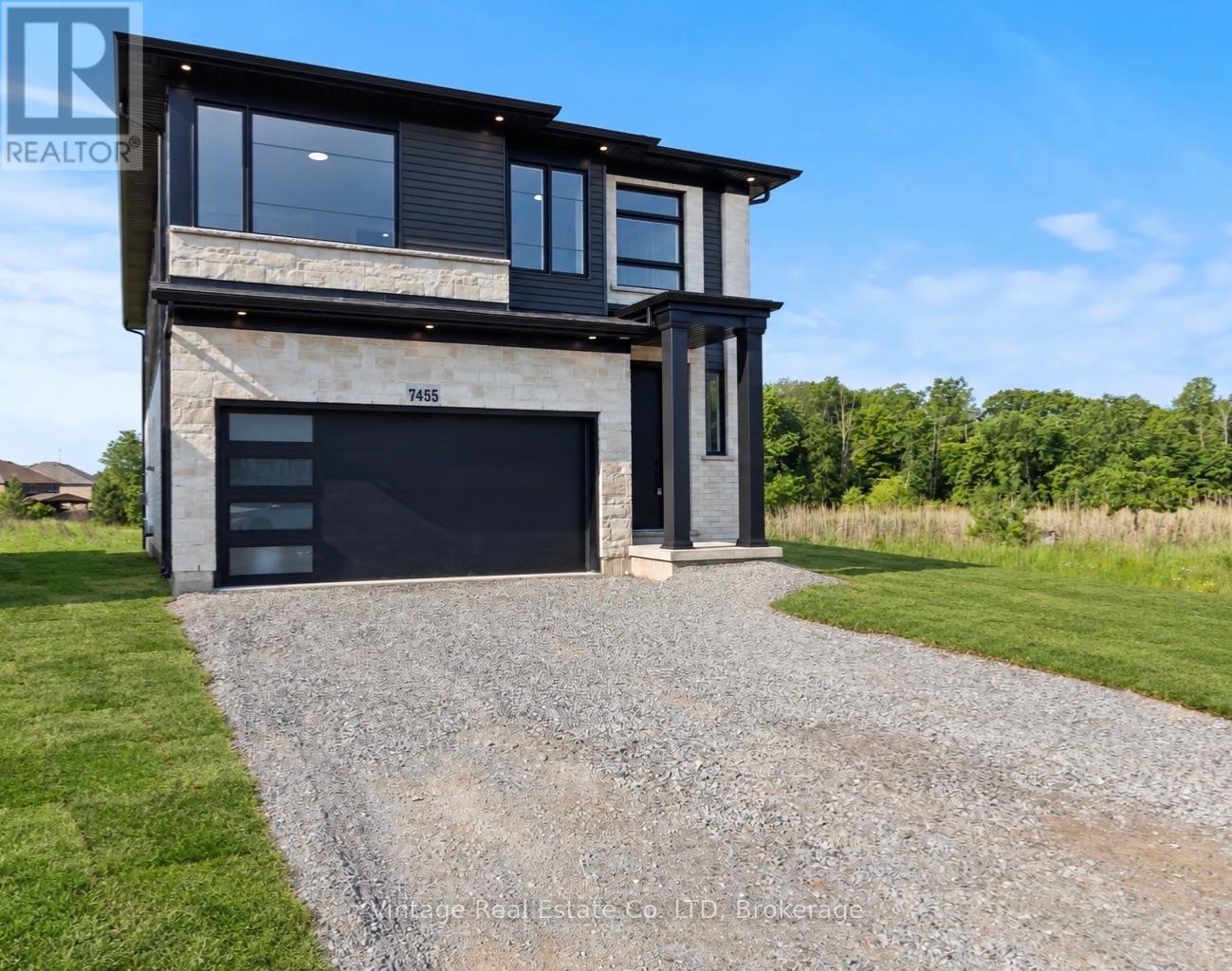 7455 Majestic Trail Property Photo 1