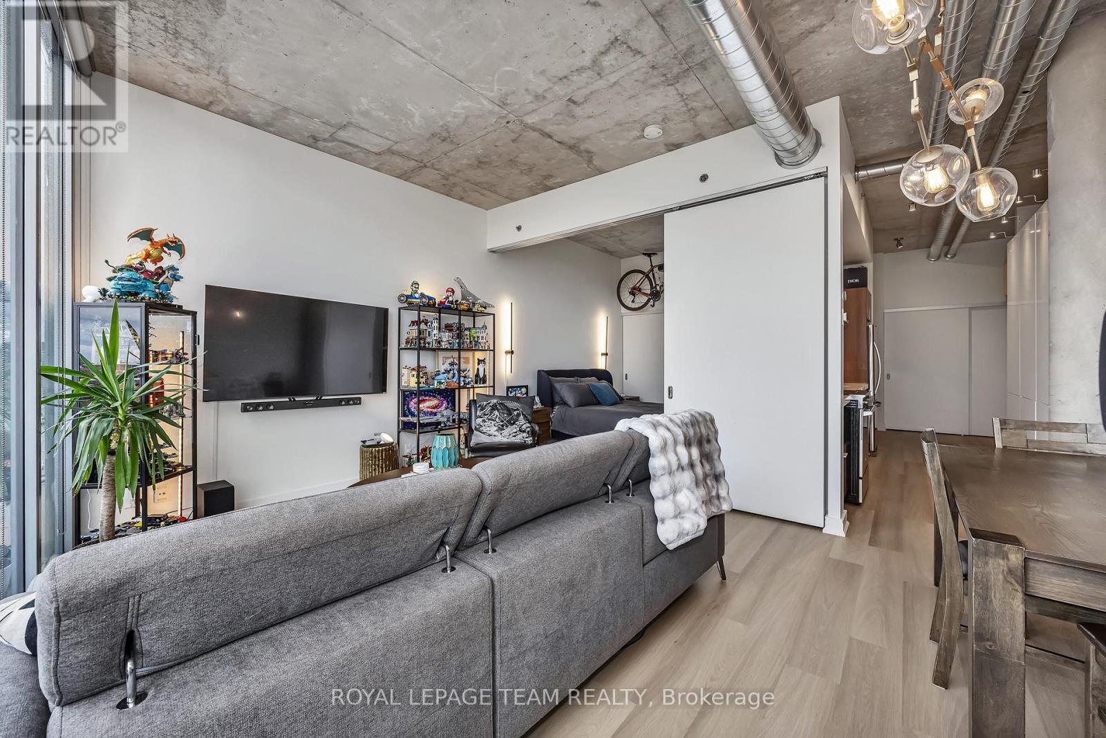 905 - 360 Mcleod Street Property Photo 11