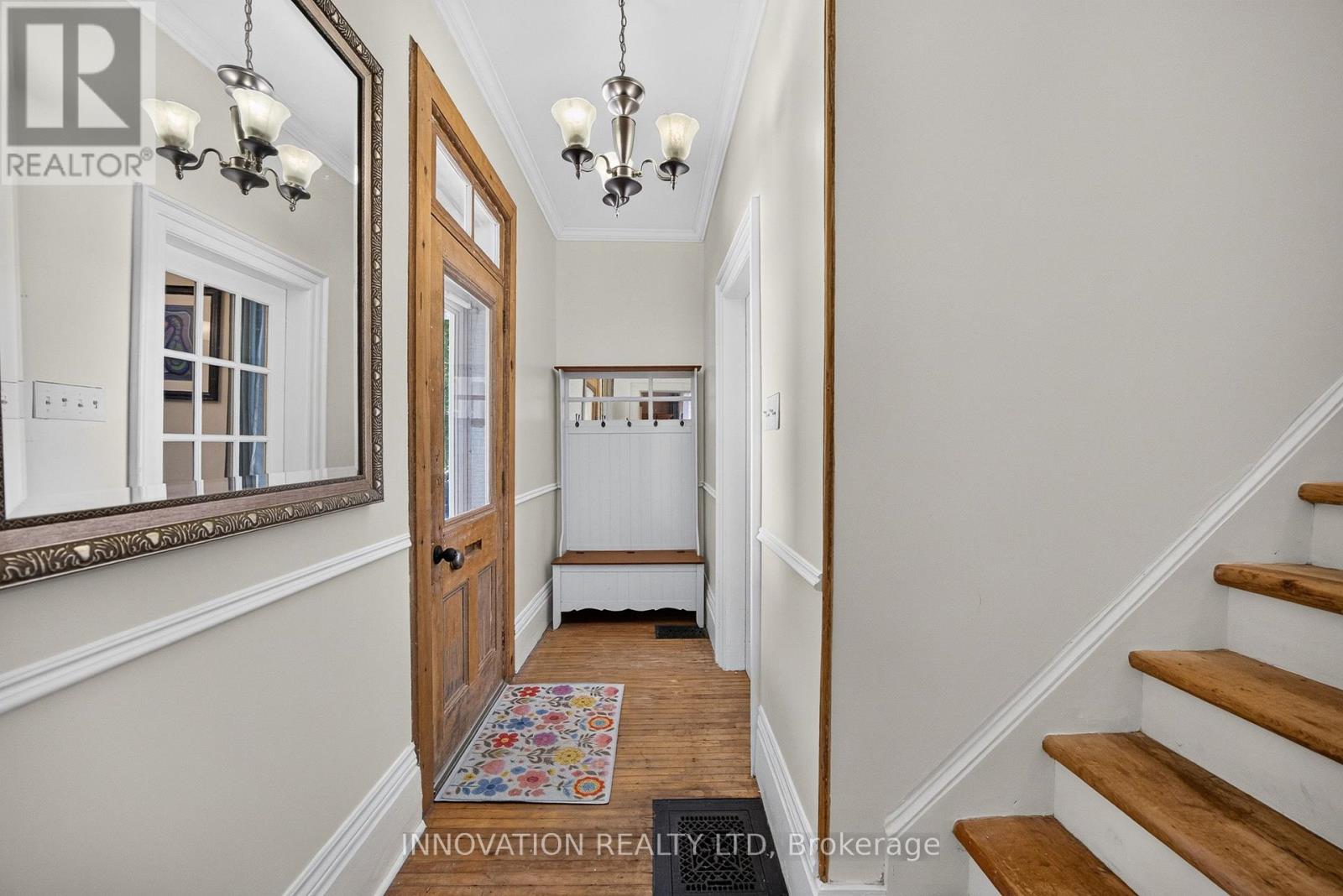 58 Lake Avenue E Property Photo 6