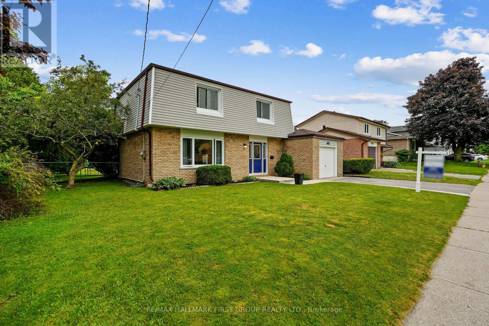 667 Westwood Drive Property Photo 2