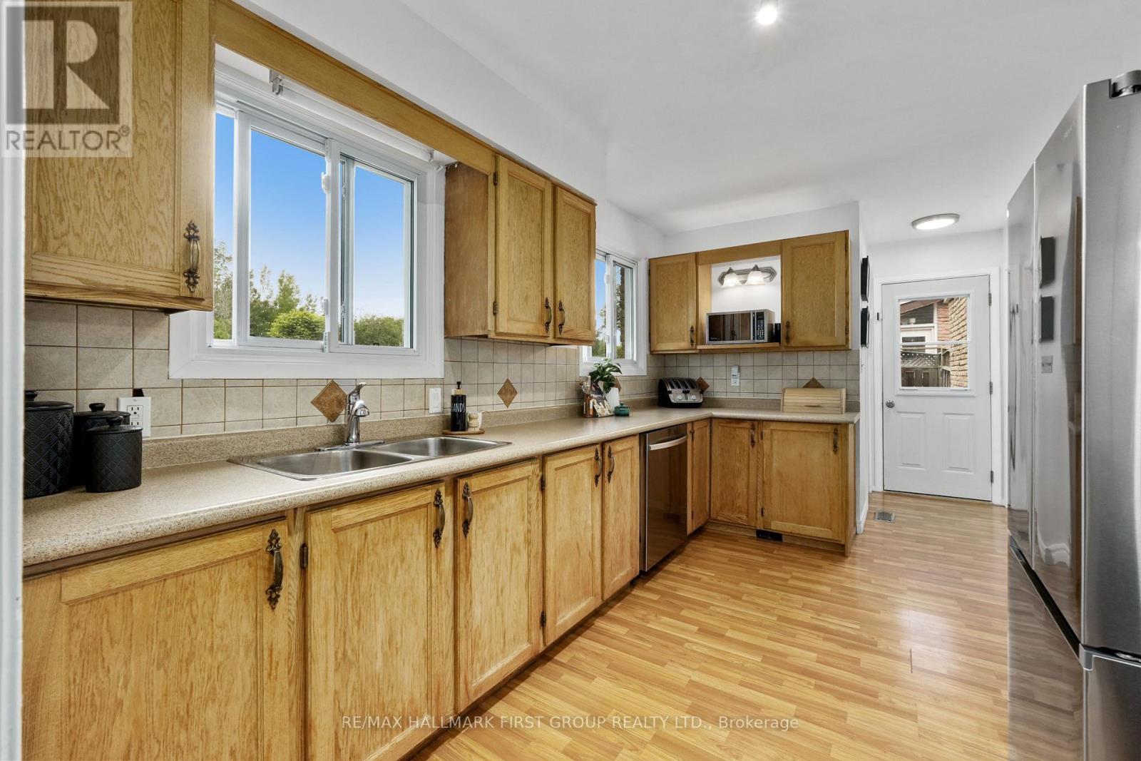 667 Westwood Drive Property Photo 15