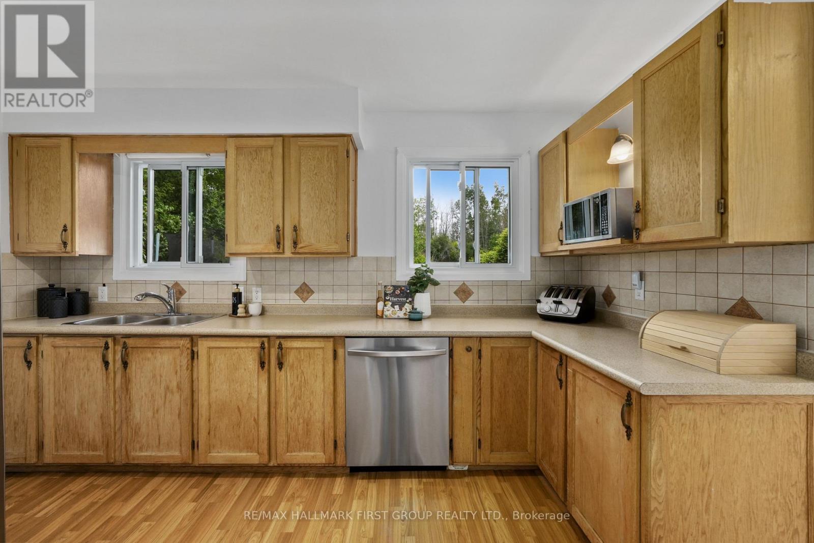 667 Westwood Drive Property Photo 18